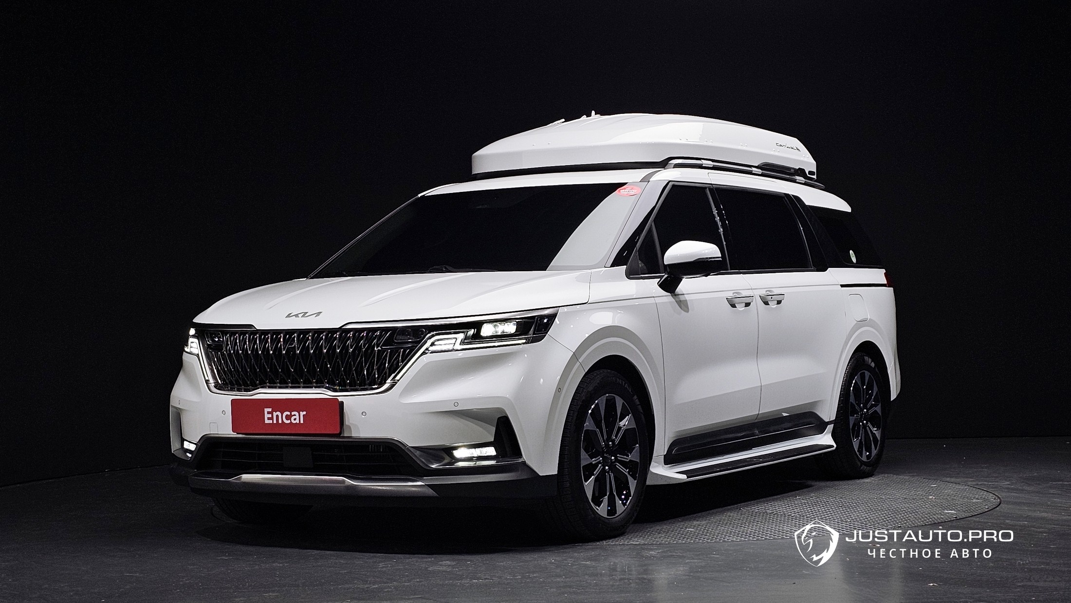 Автомобиль Kia Canival