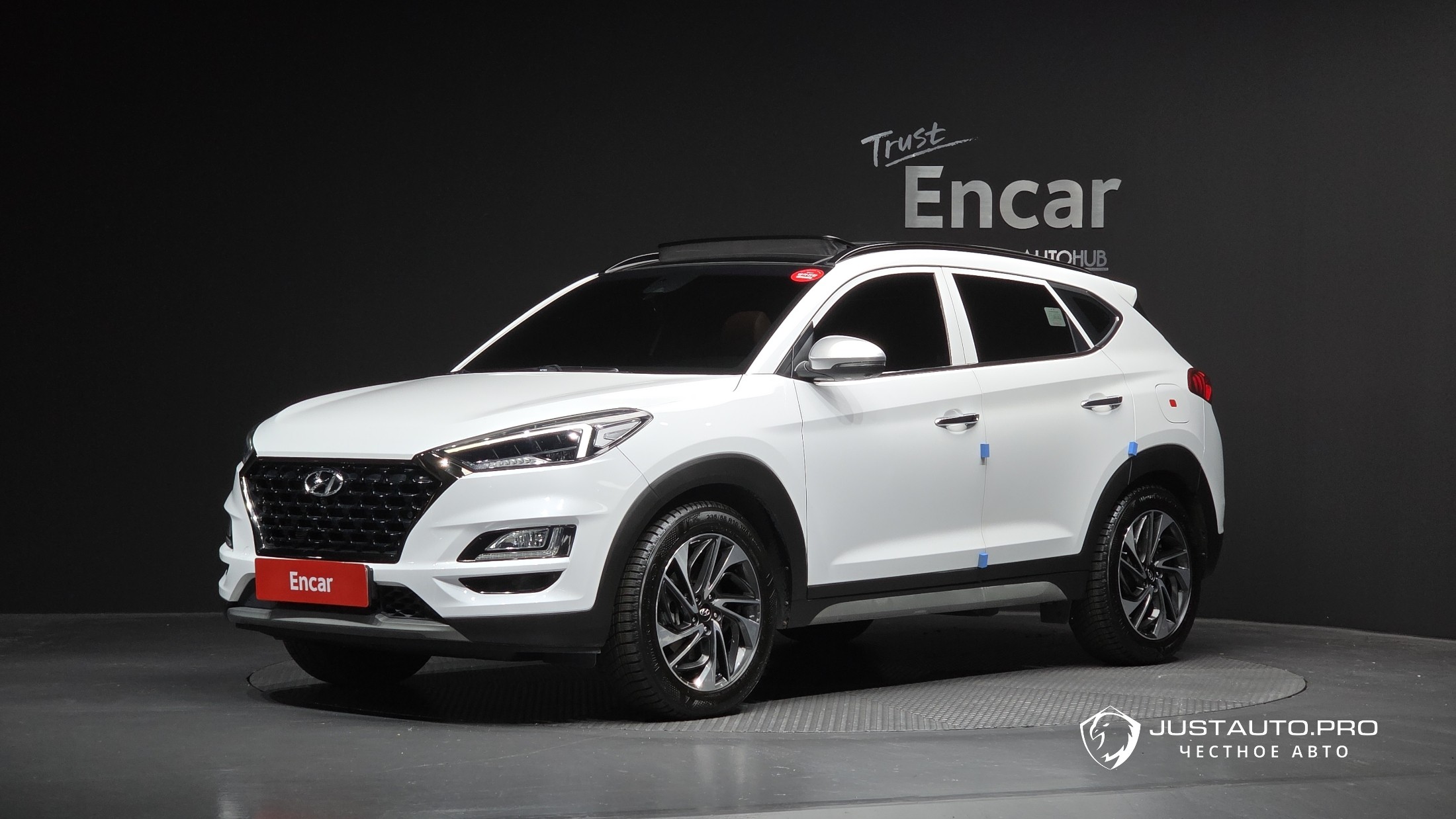 Автомобиль Hyundai Tucson