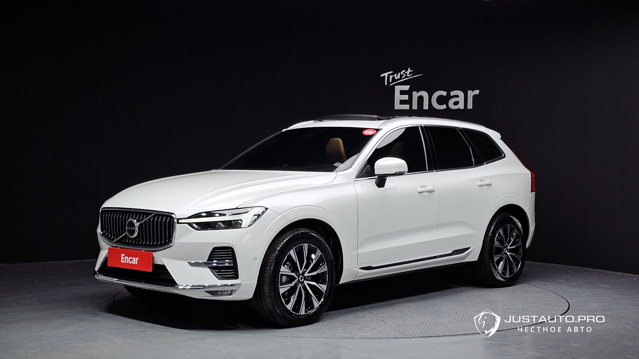 Автомобиль Volvo XC60