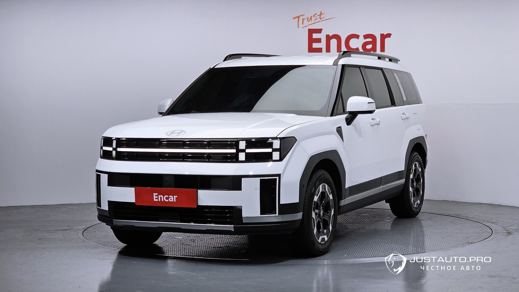 Автомобиль Hyundai Santafe