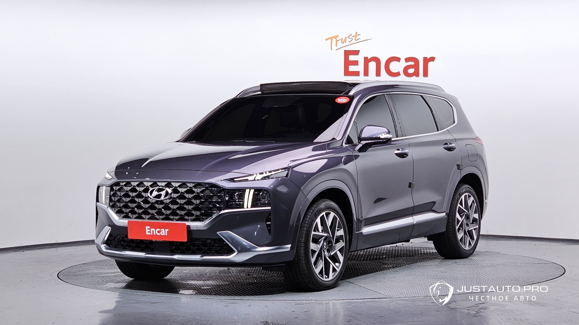 Автомобиль Hyundai Santafe