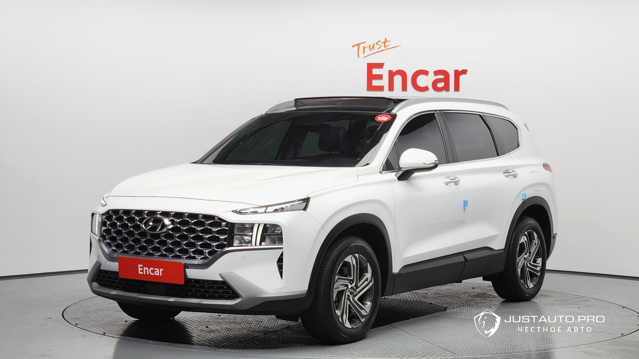 Автомобиль Hyundai Santafe