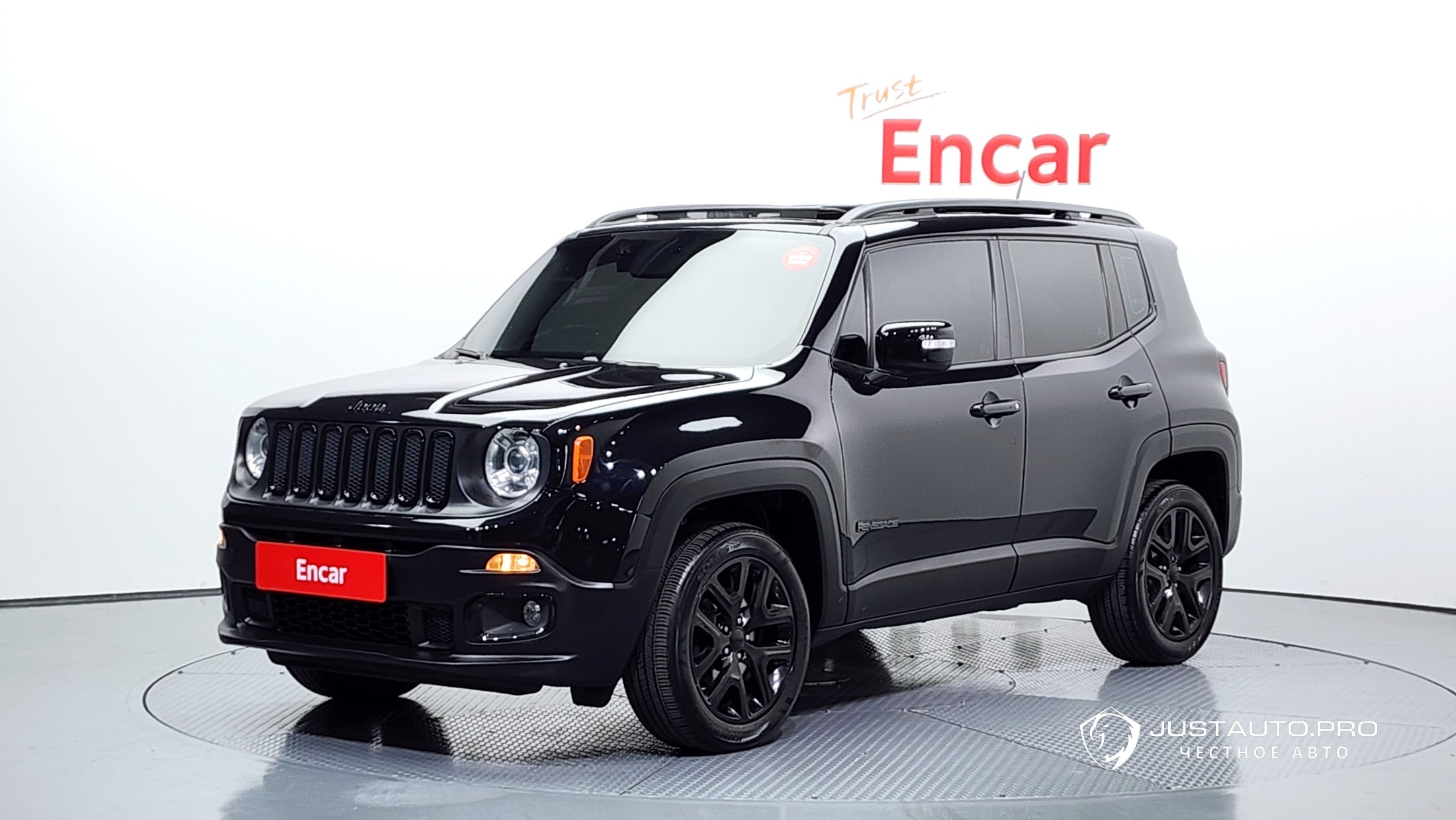 Автомобиль Jeep Renegade