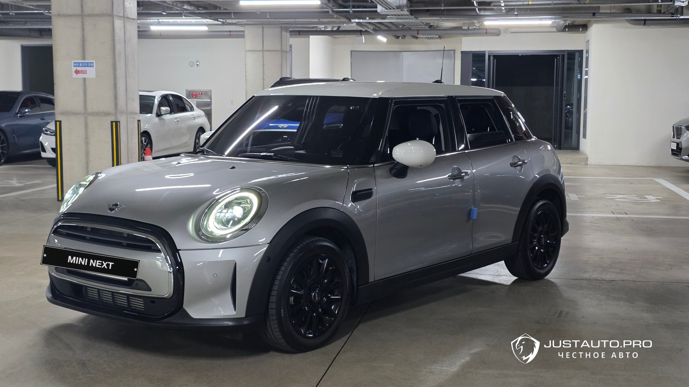 Автомобиль Mini Cooper