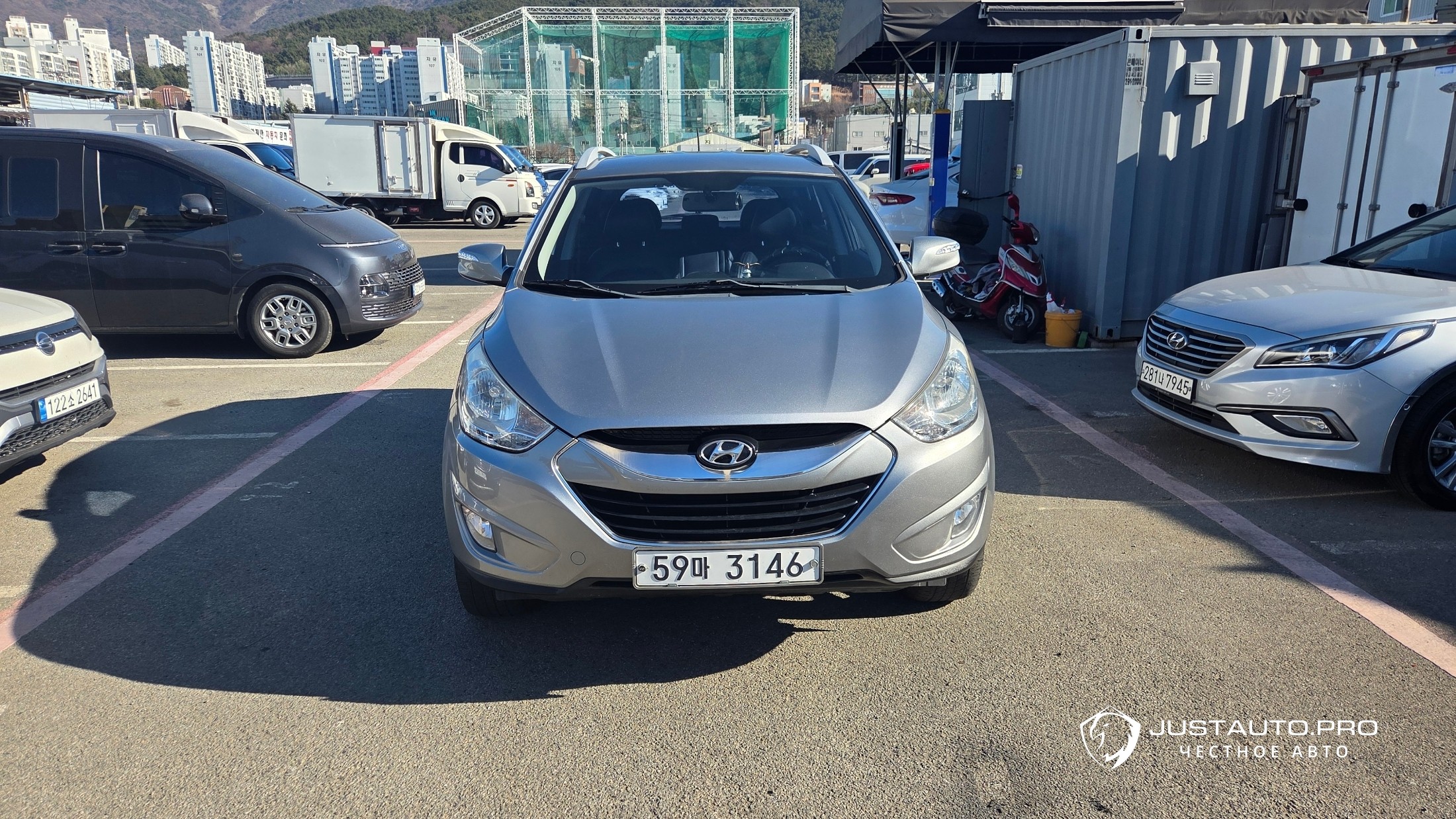 Автомобиль Hyundai Tucson