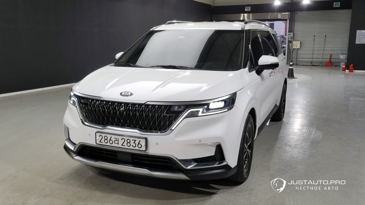 Автомобиль Kia Canival