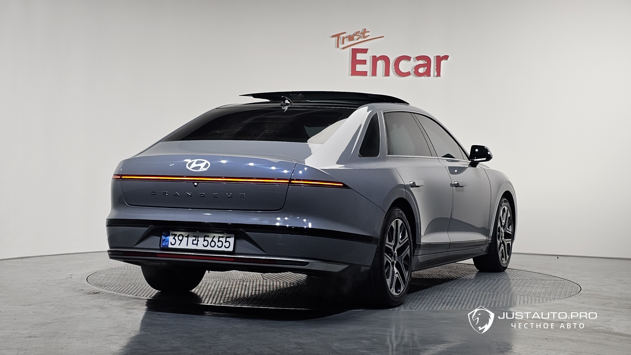 Автомобиль Hyundai Grandeur