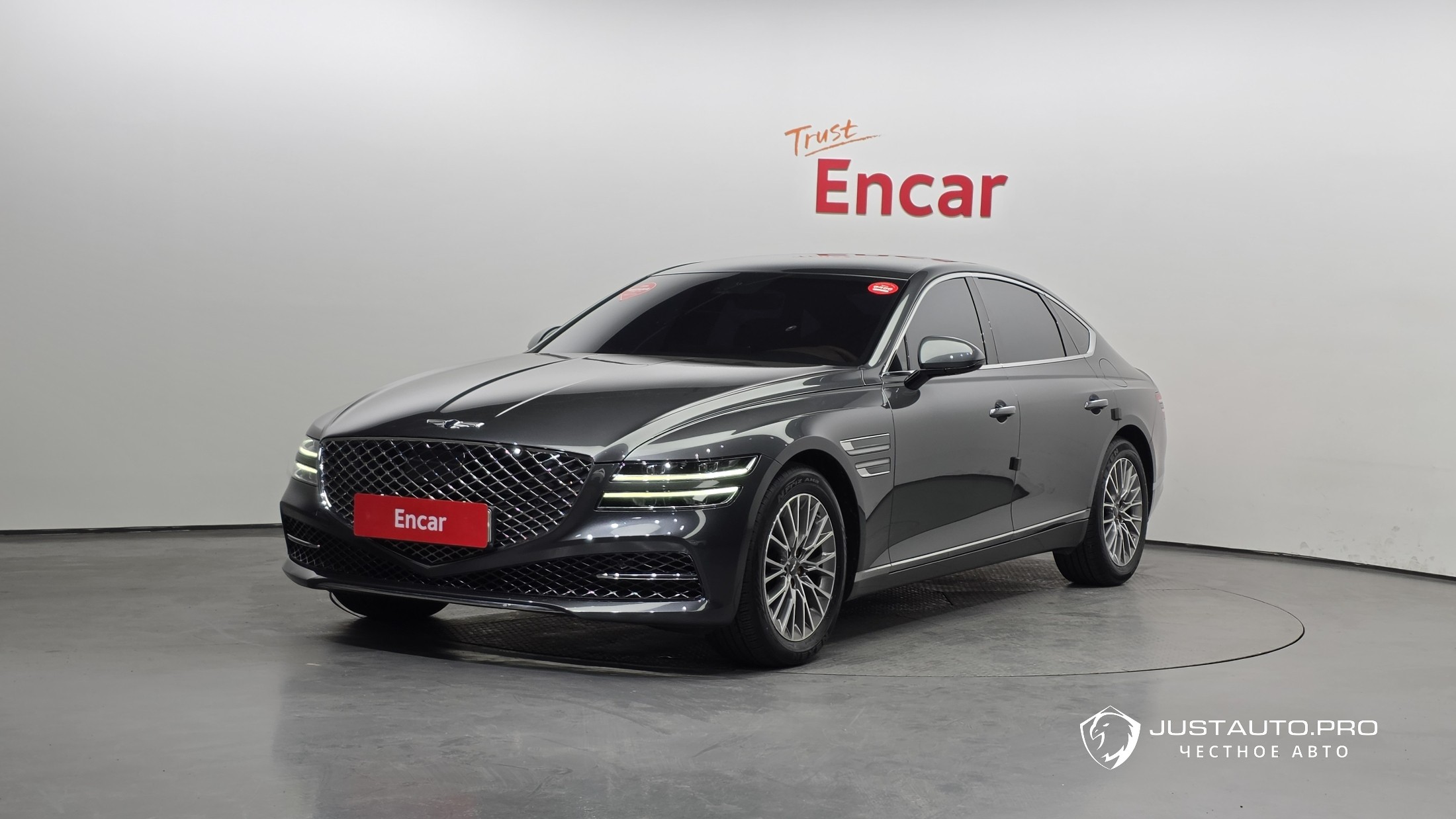 Автомобиль Genesis G80