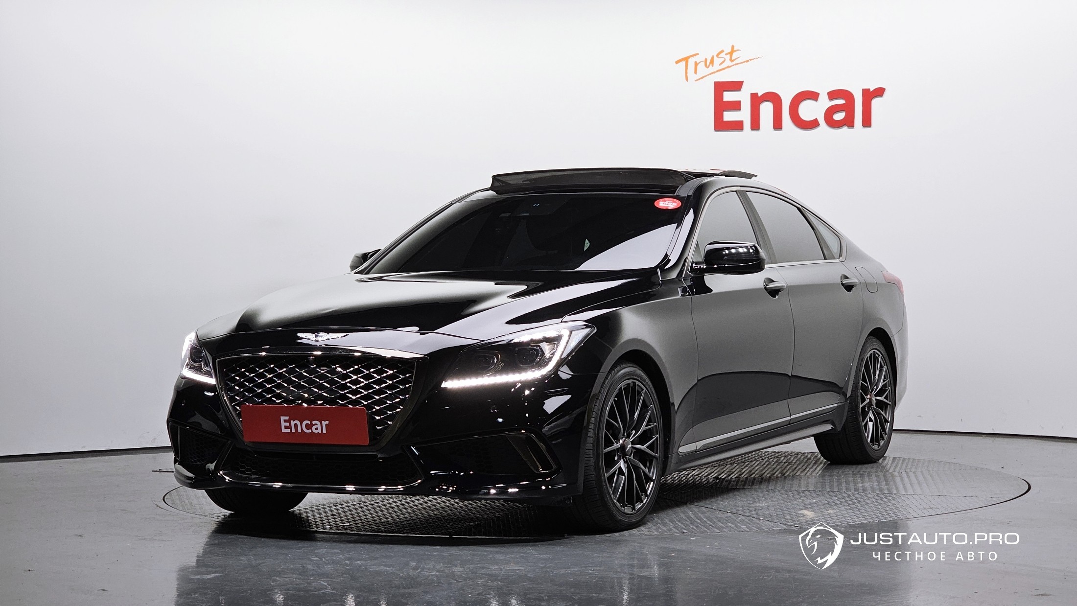 Автомобиль Genesis G80