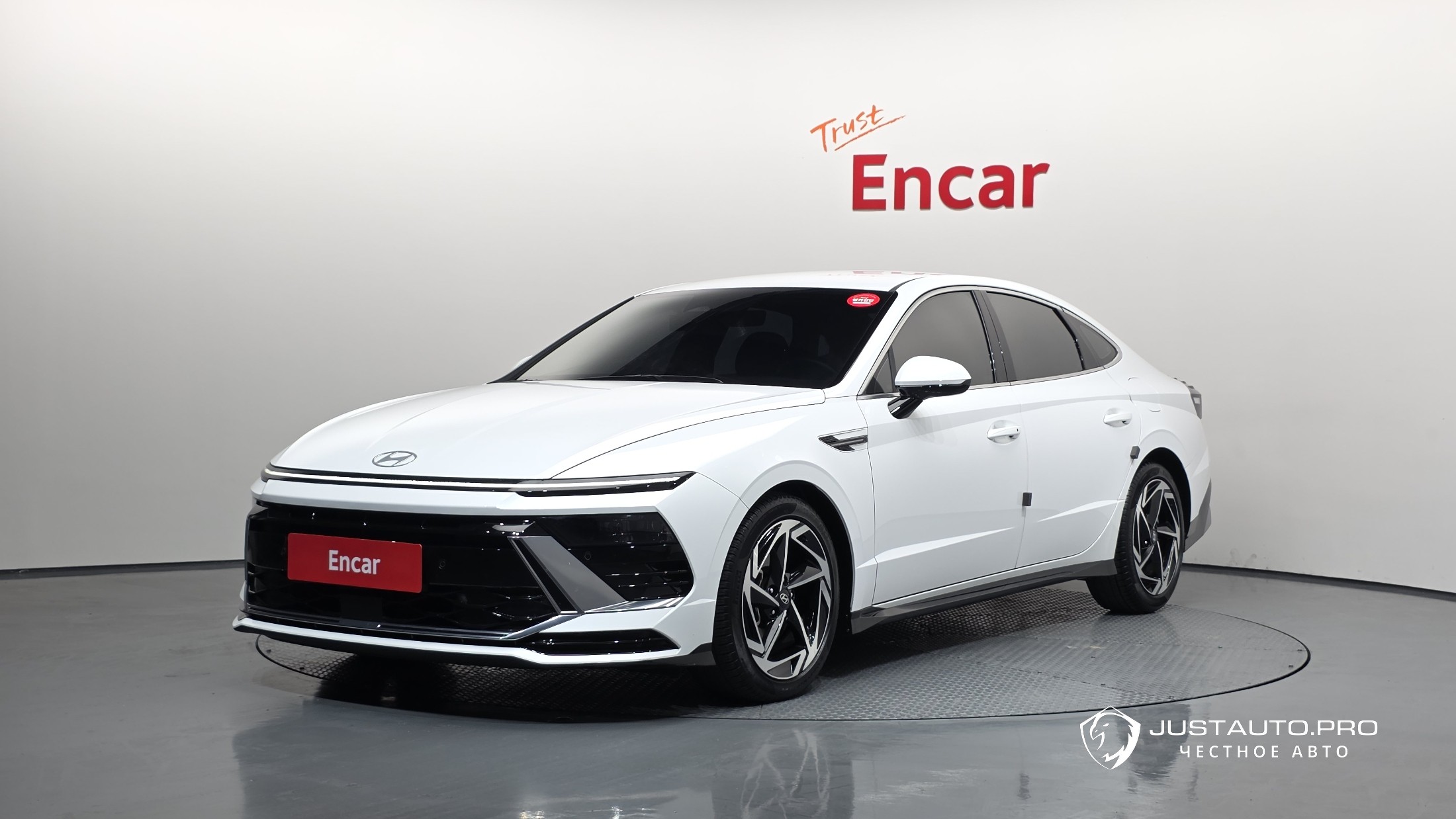 Автомобиль Hyundai Sonata