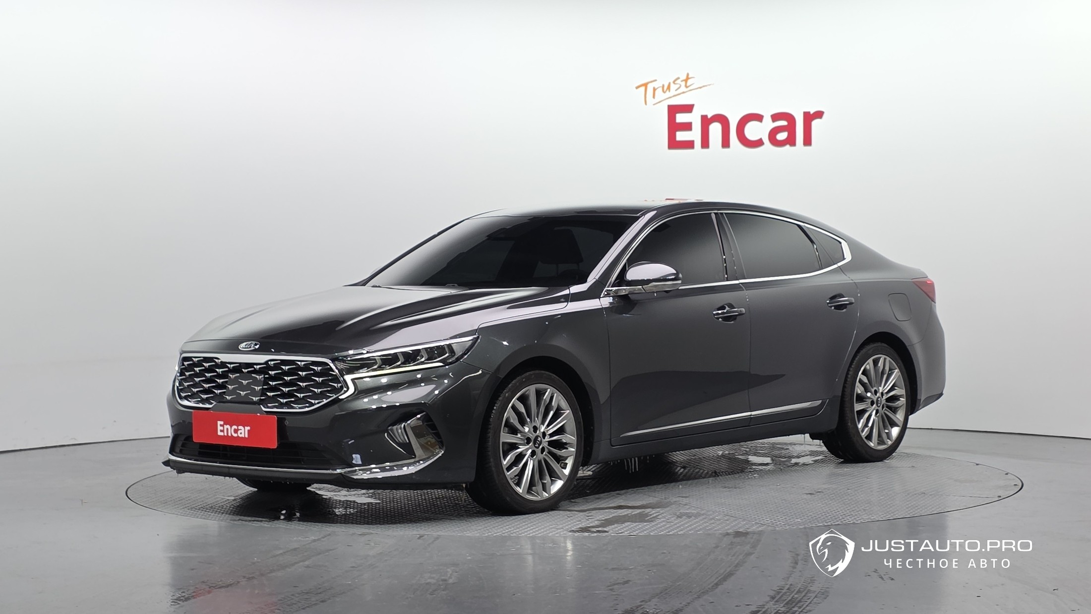 Автомобиль Kia K7