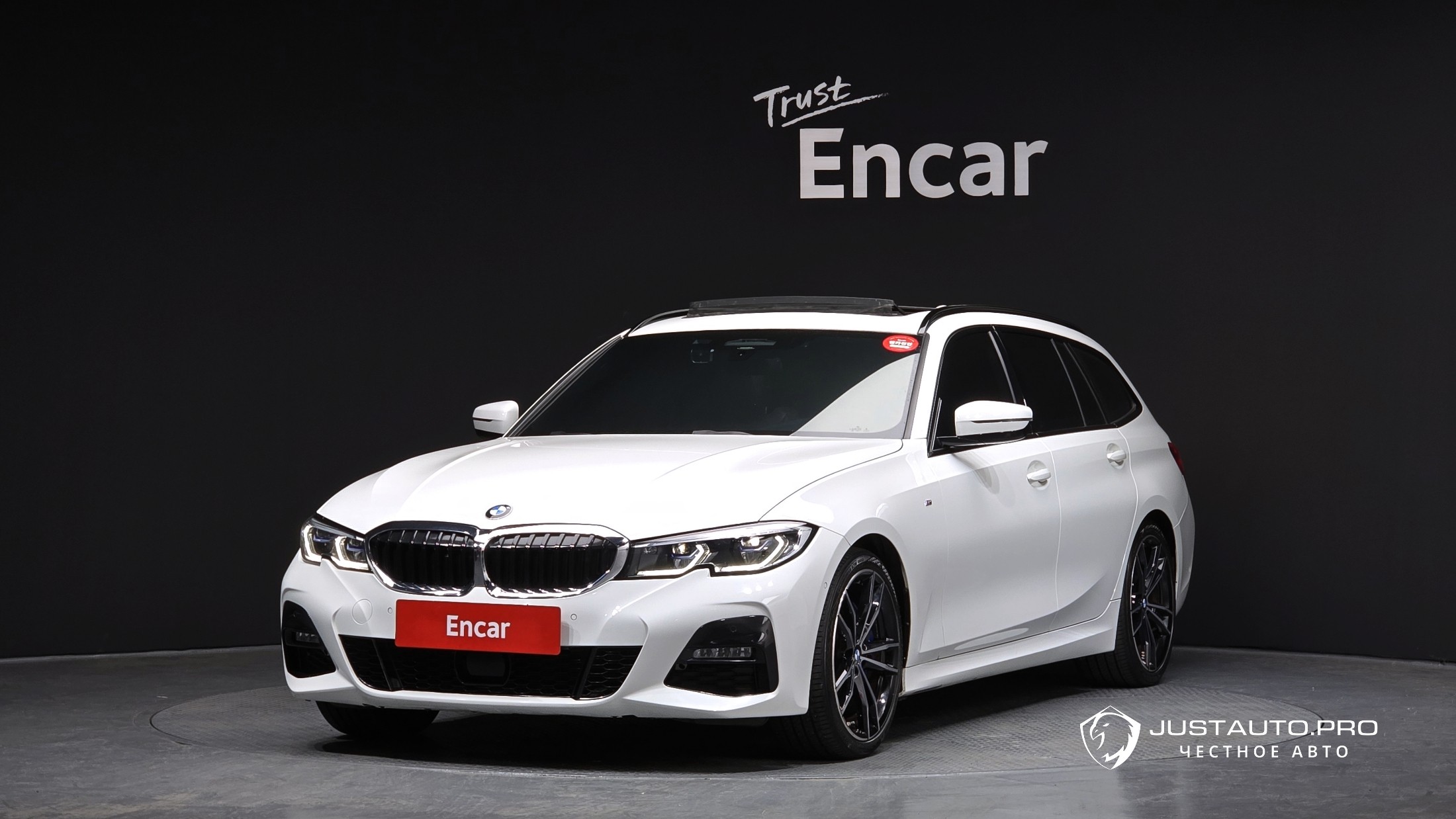 Автомобиль BMW 3-Series