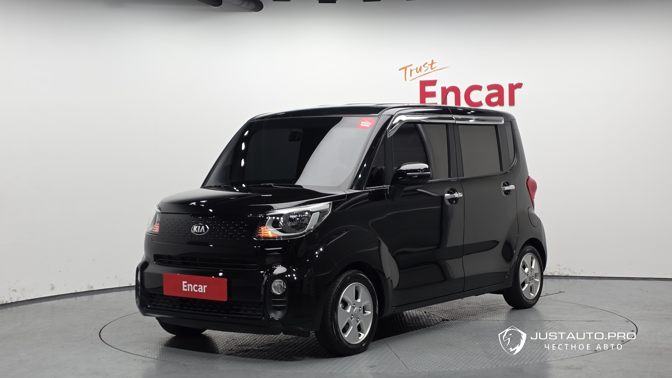 Автомобиль Kia RAY