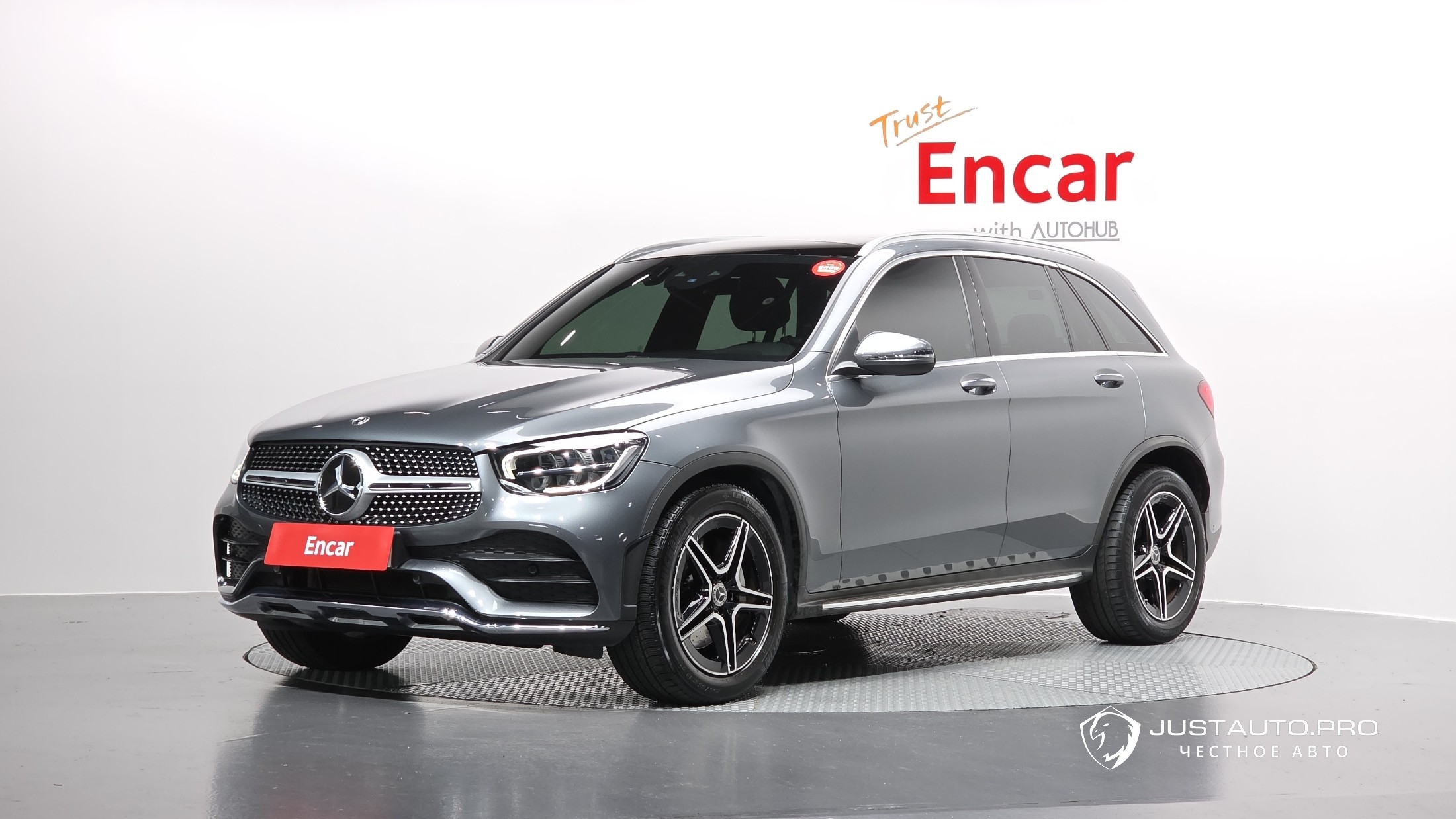 Автомобиль Mercedes-Benz GLC-Class