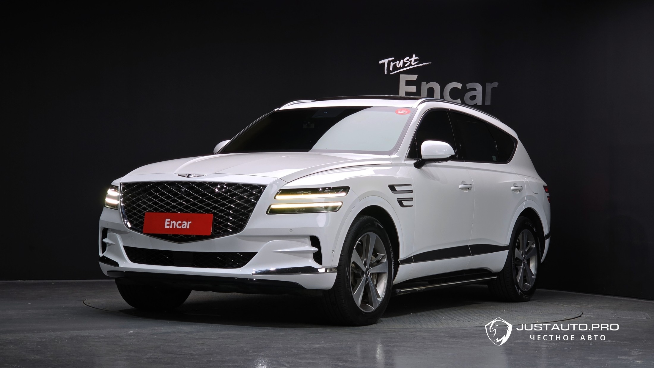 Автомобиль Genesis GV80