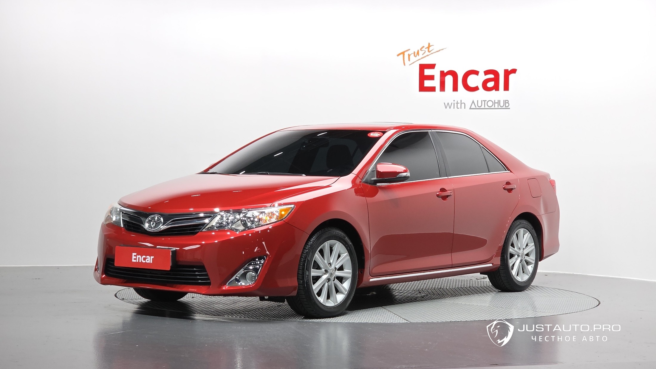 Автомобиль Toyota Camry