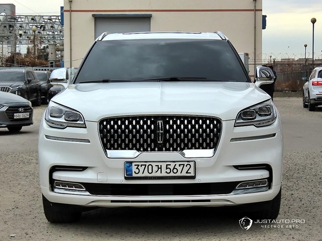 Автомобиль Lincoln Aviator