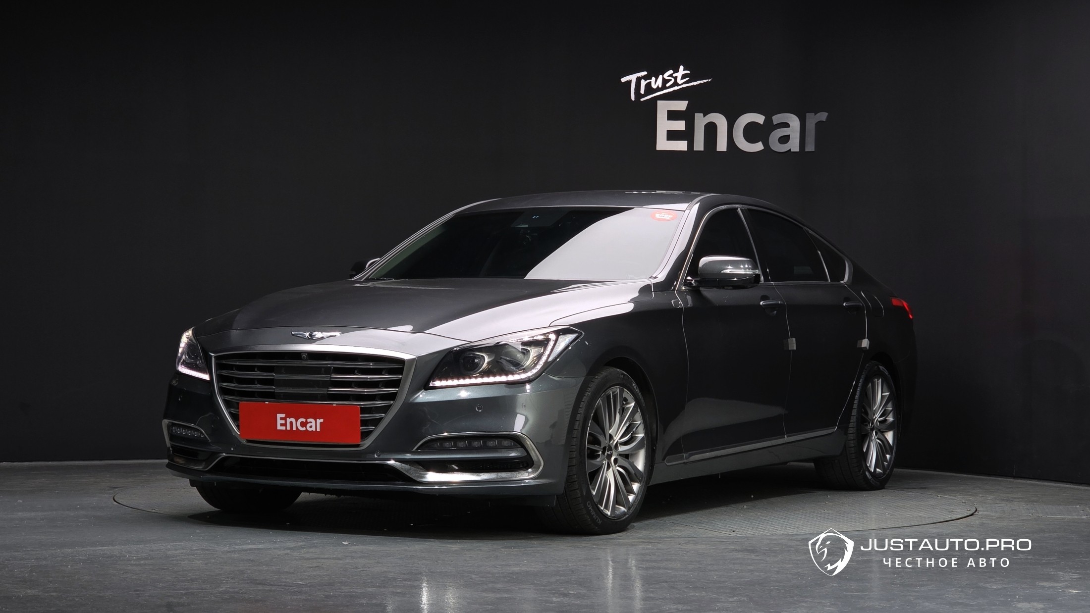Автомобиль Genesis G80
