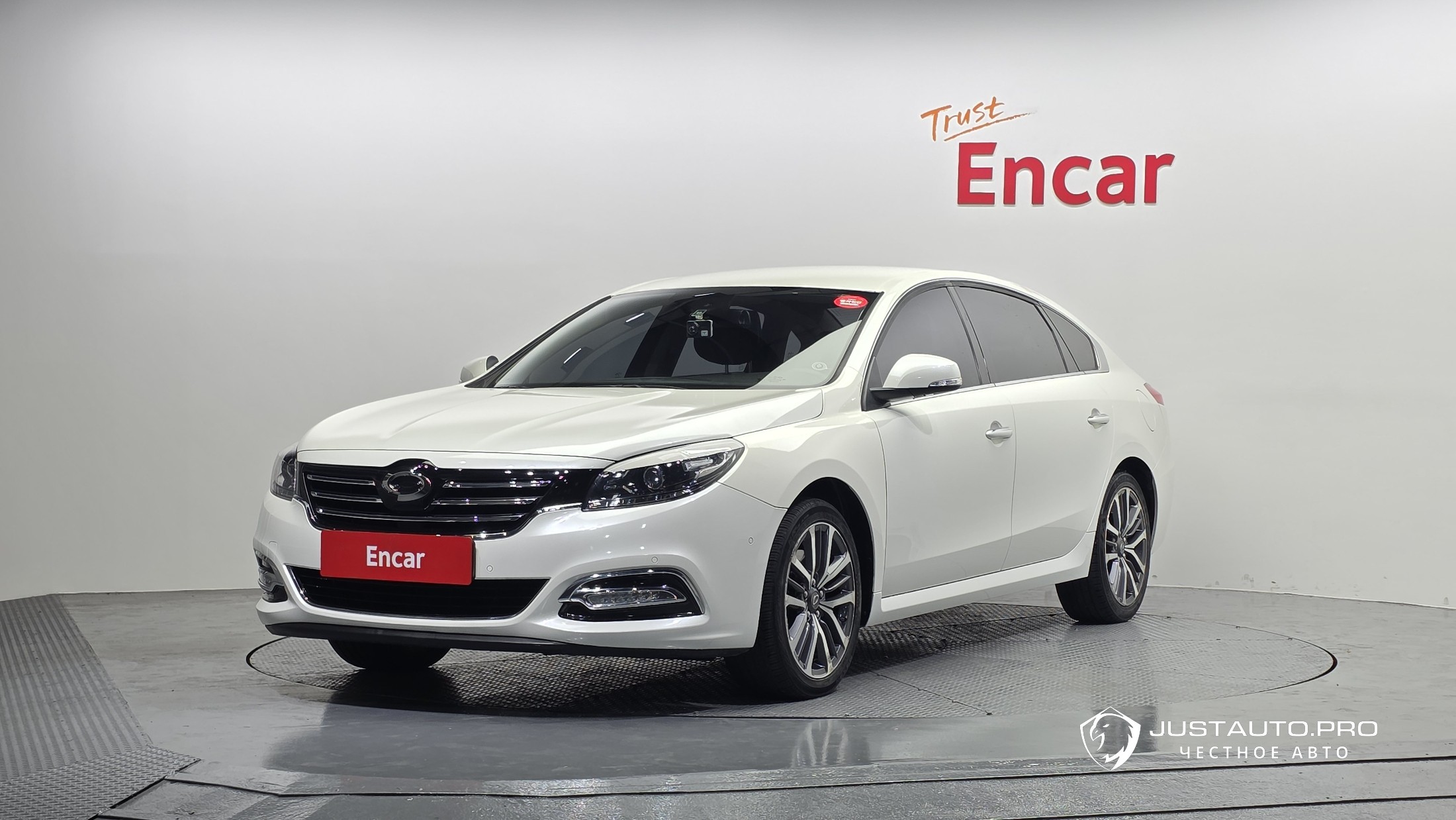 Автомобиль Renault-KoreaSamsung SM7