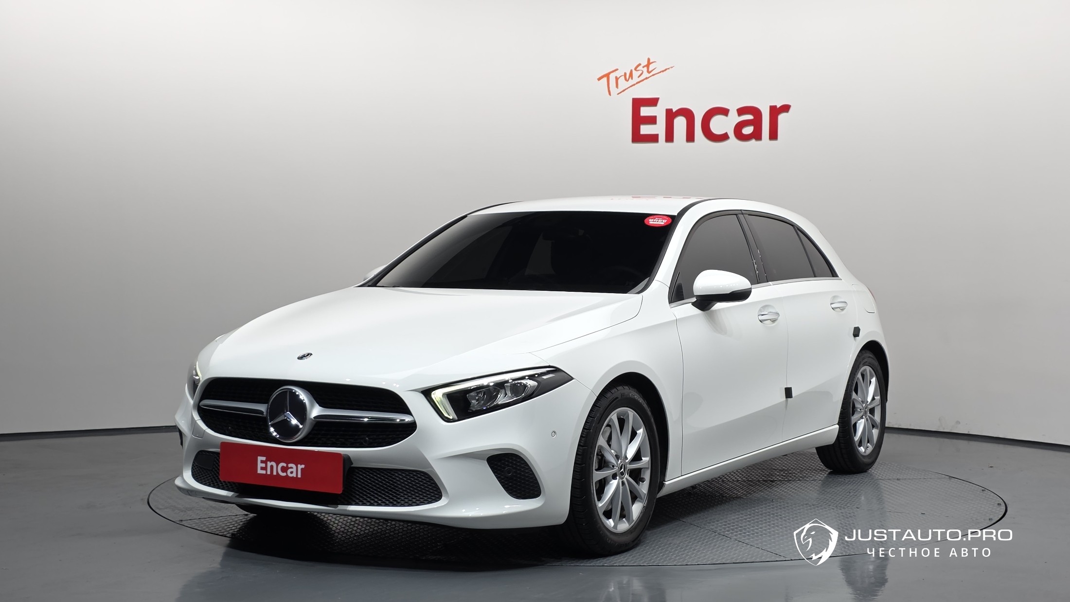 Автомобиль Mercedes-Benz A-Class