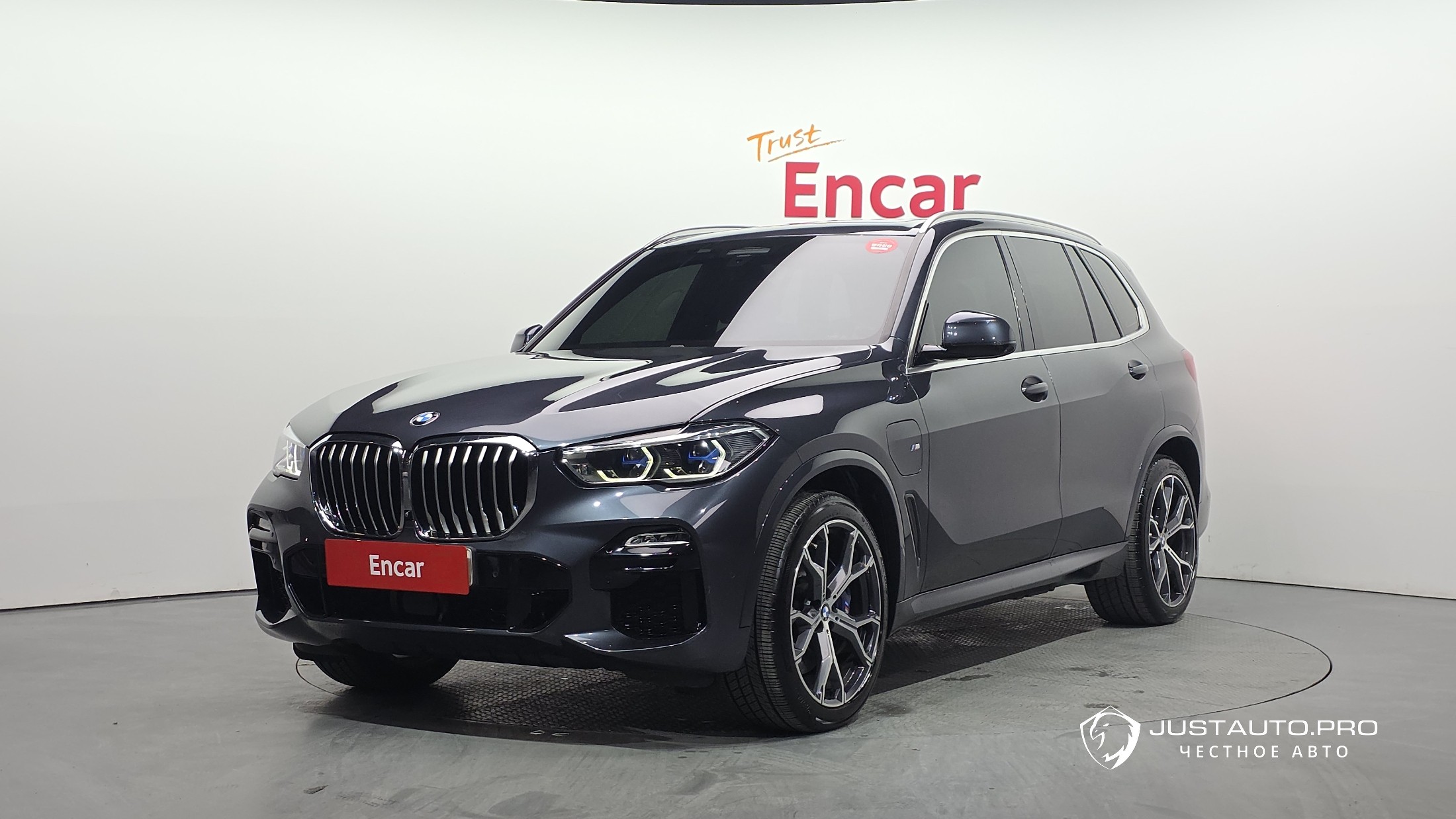 Автомобиль BMW X5