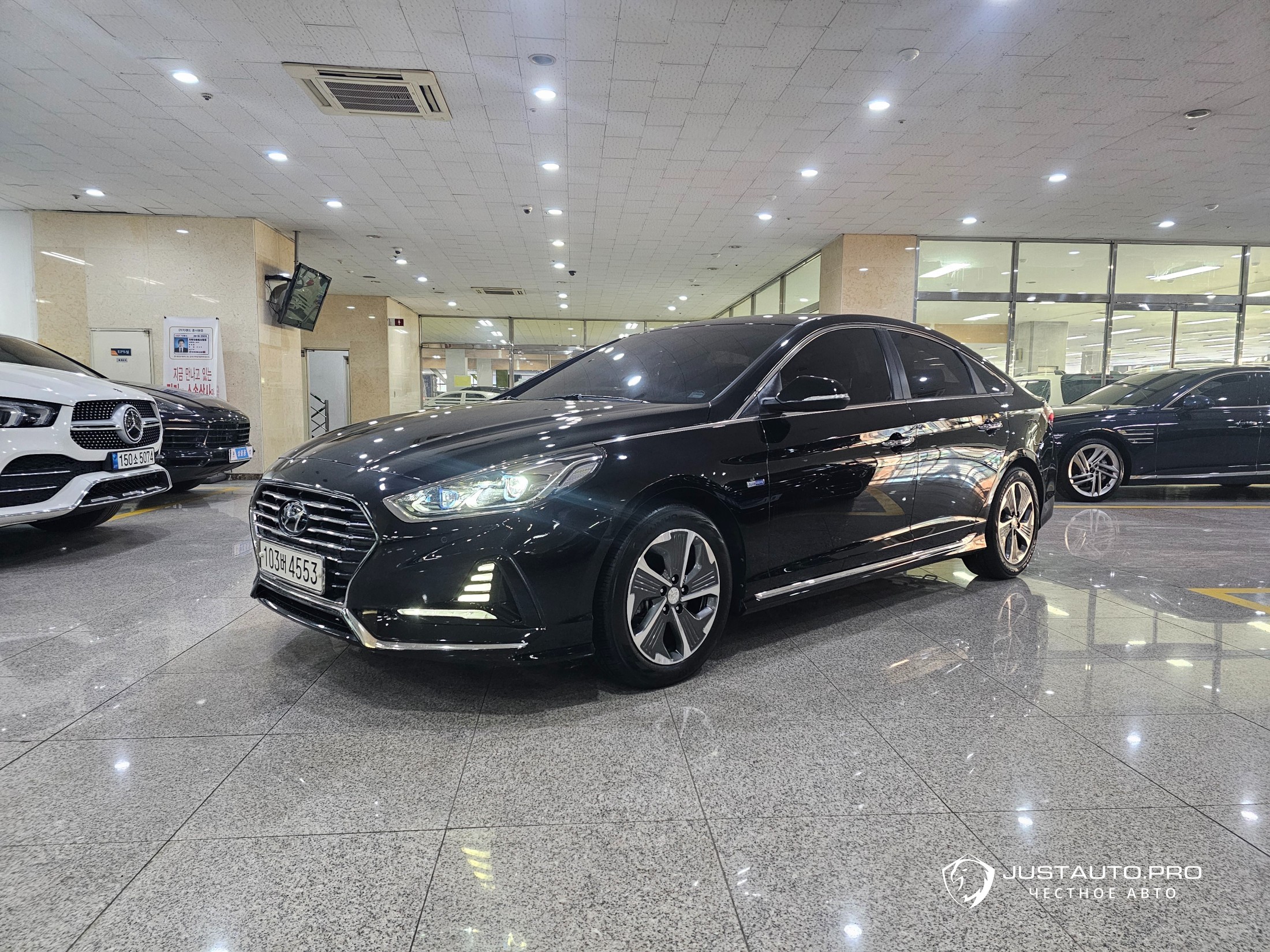 Автомобиль Hyundai Sonata
