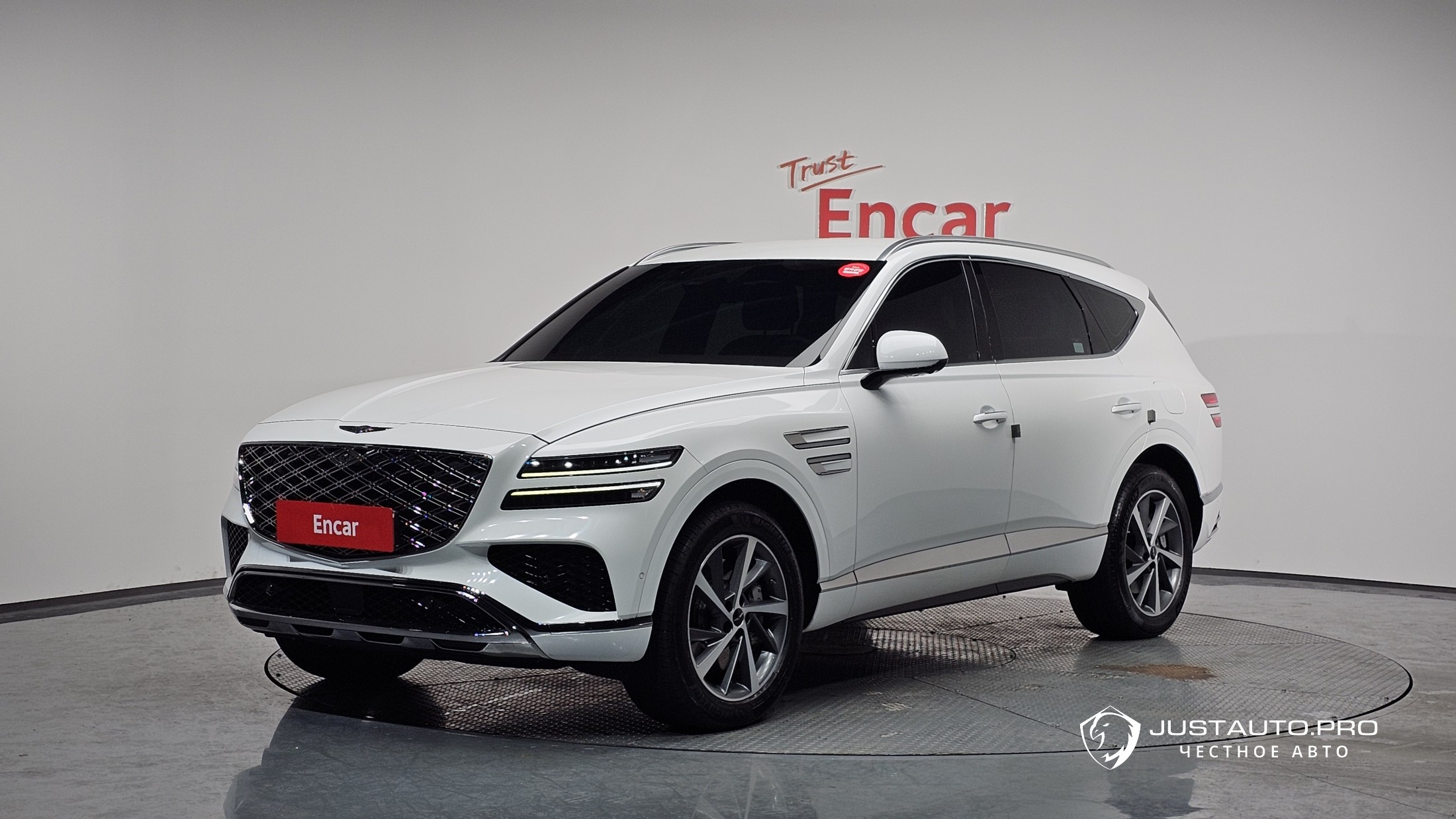 Автомобиль Genesis GV80