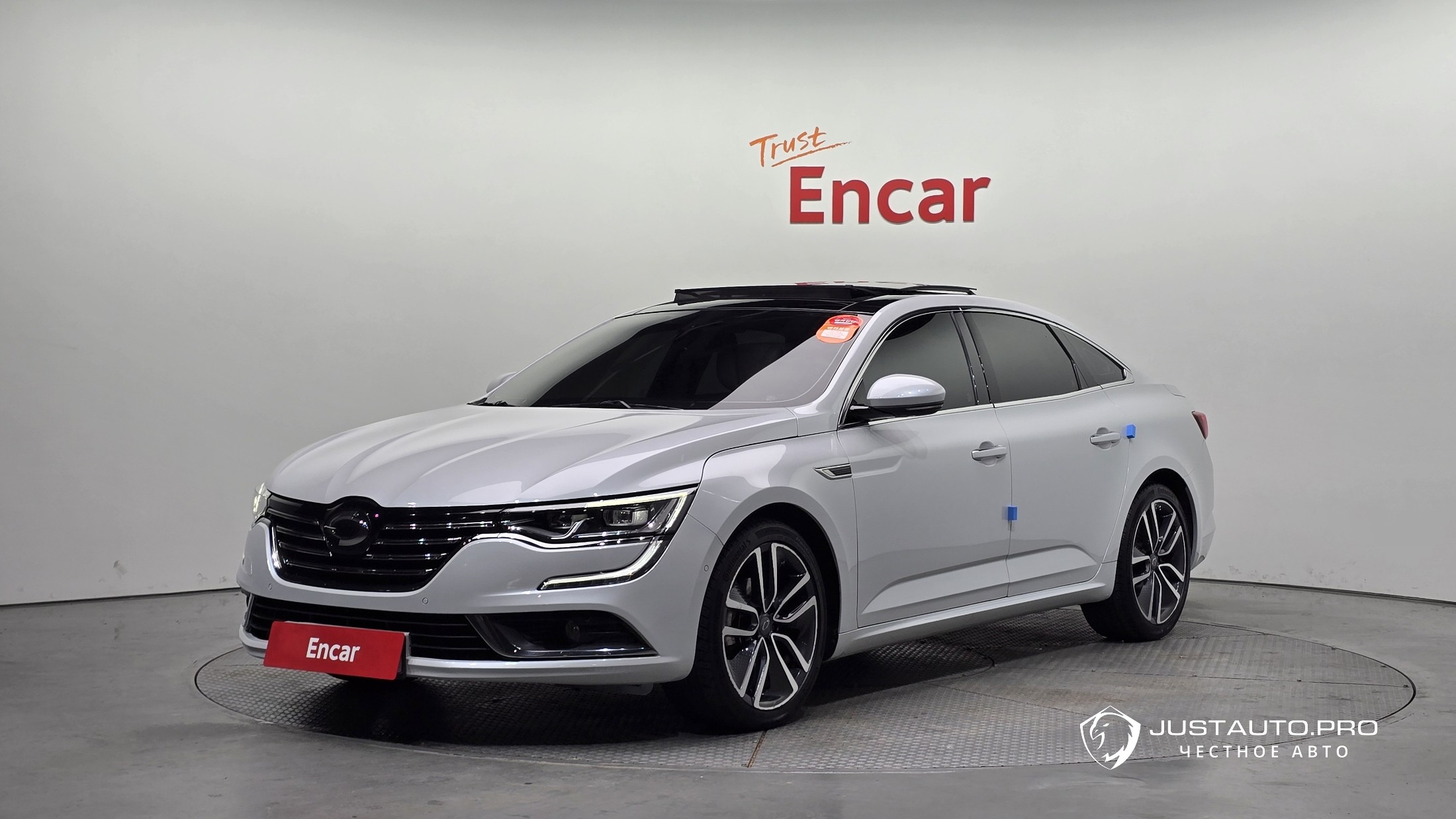 Автомобиль Renault-KoreaSamsung SM6