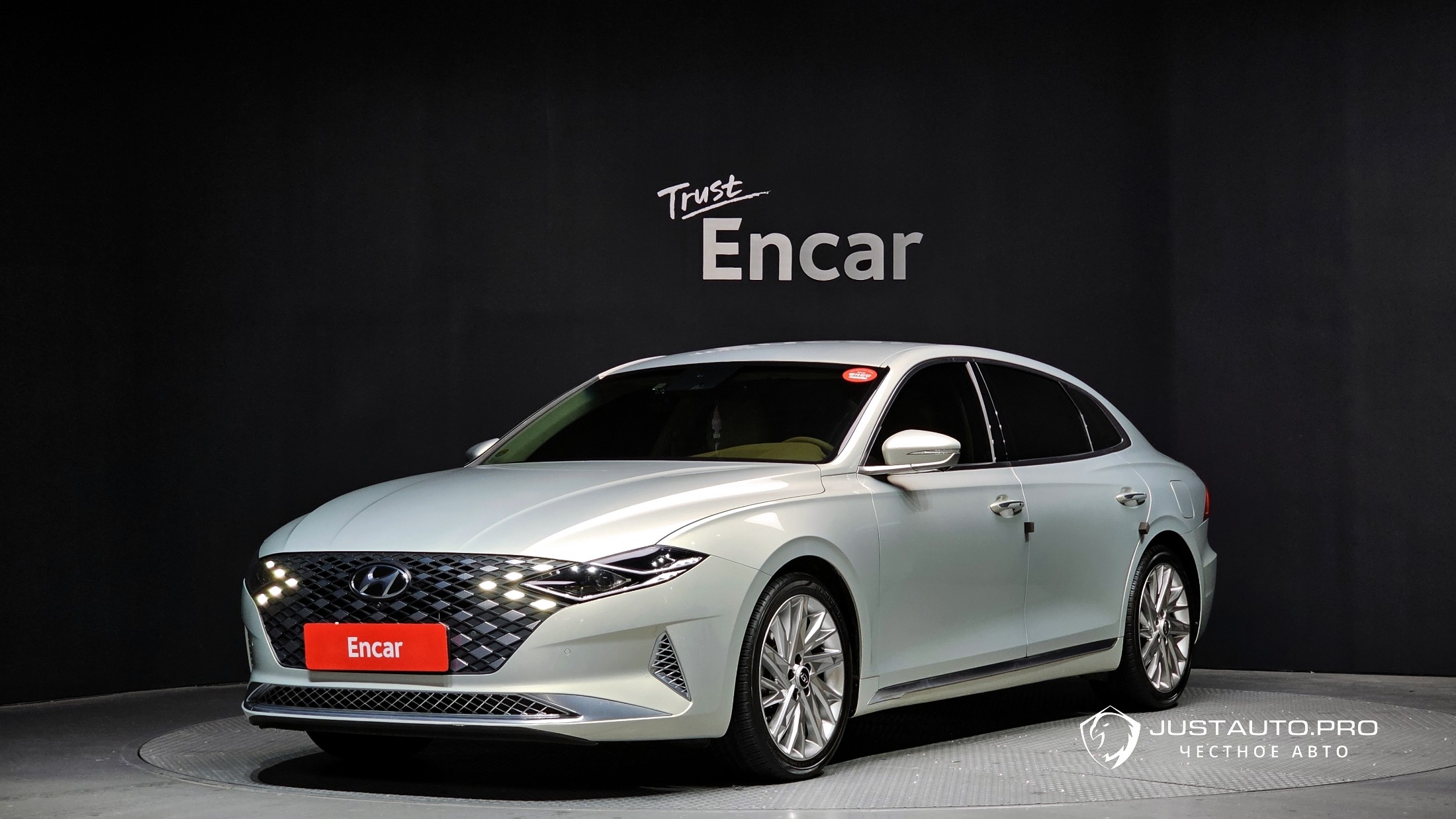 Автомобиль Hyundai Grandeur