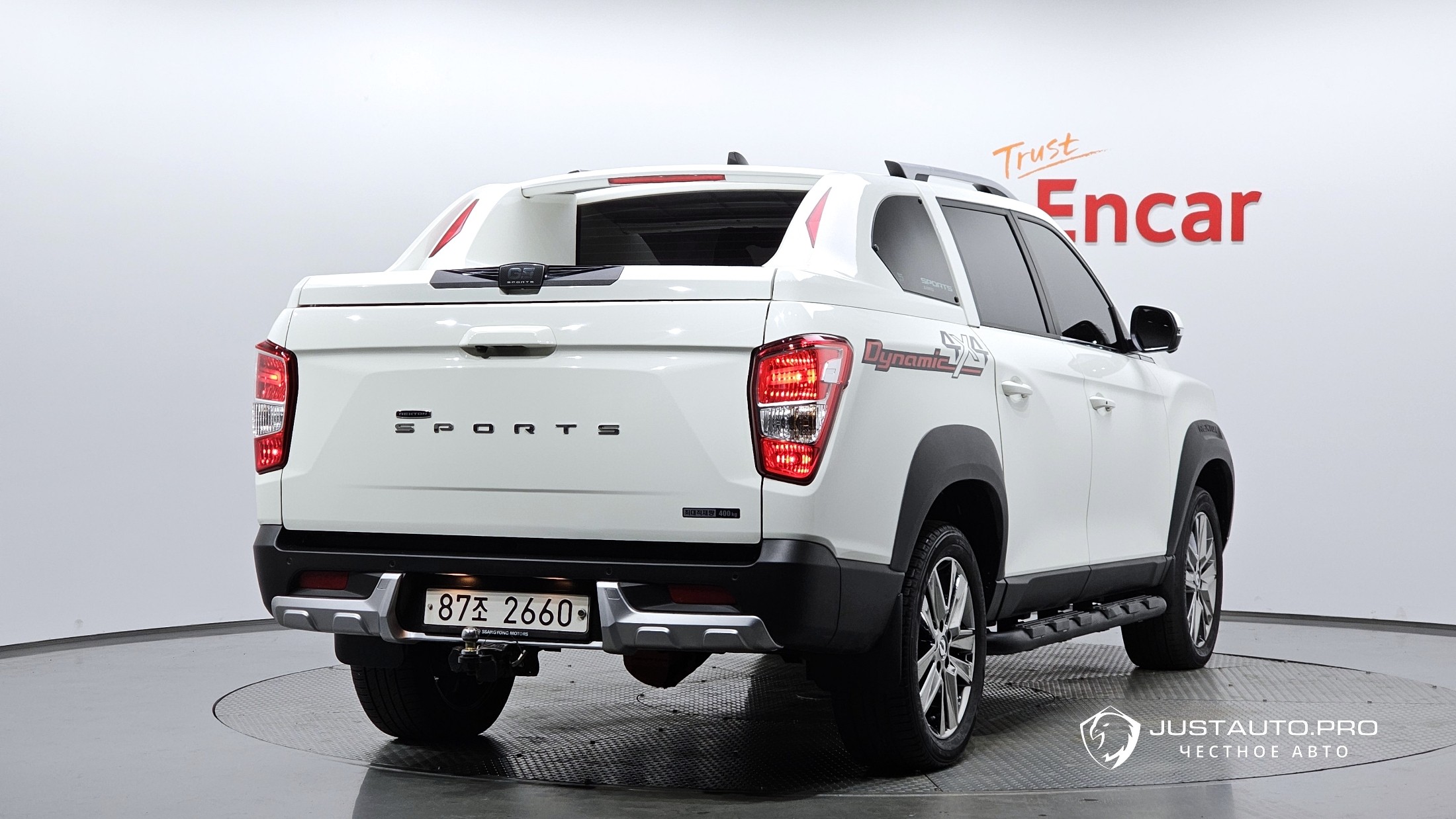 Автомобиль KG_Mobility_Ssangyong Rexton