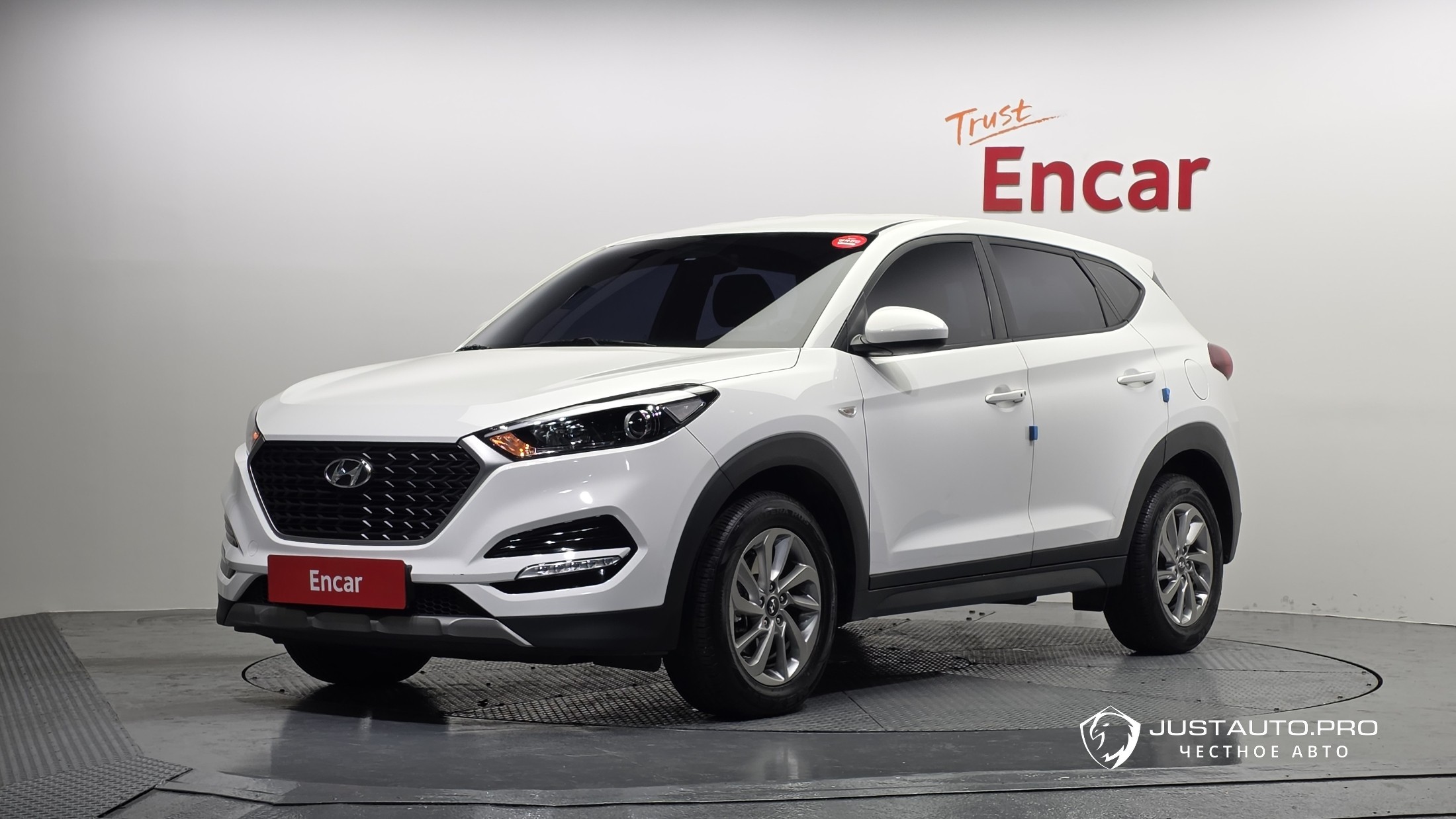 Автомобиль Hyundai Tucson