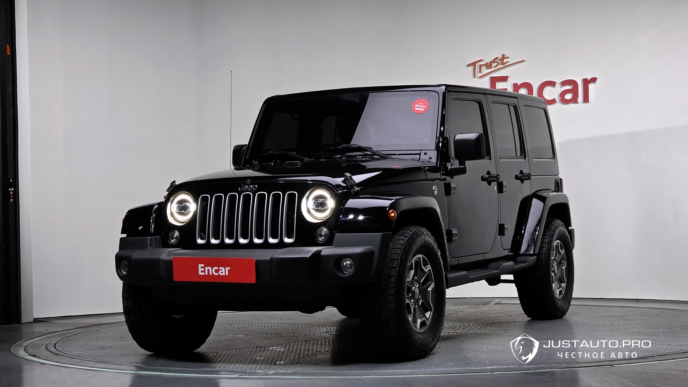 Автомобиль Jeep Wrangler