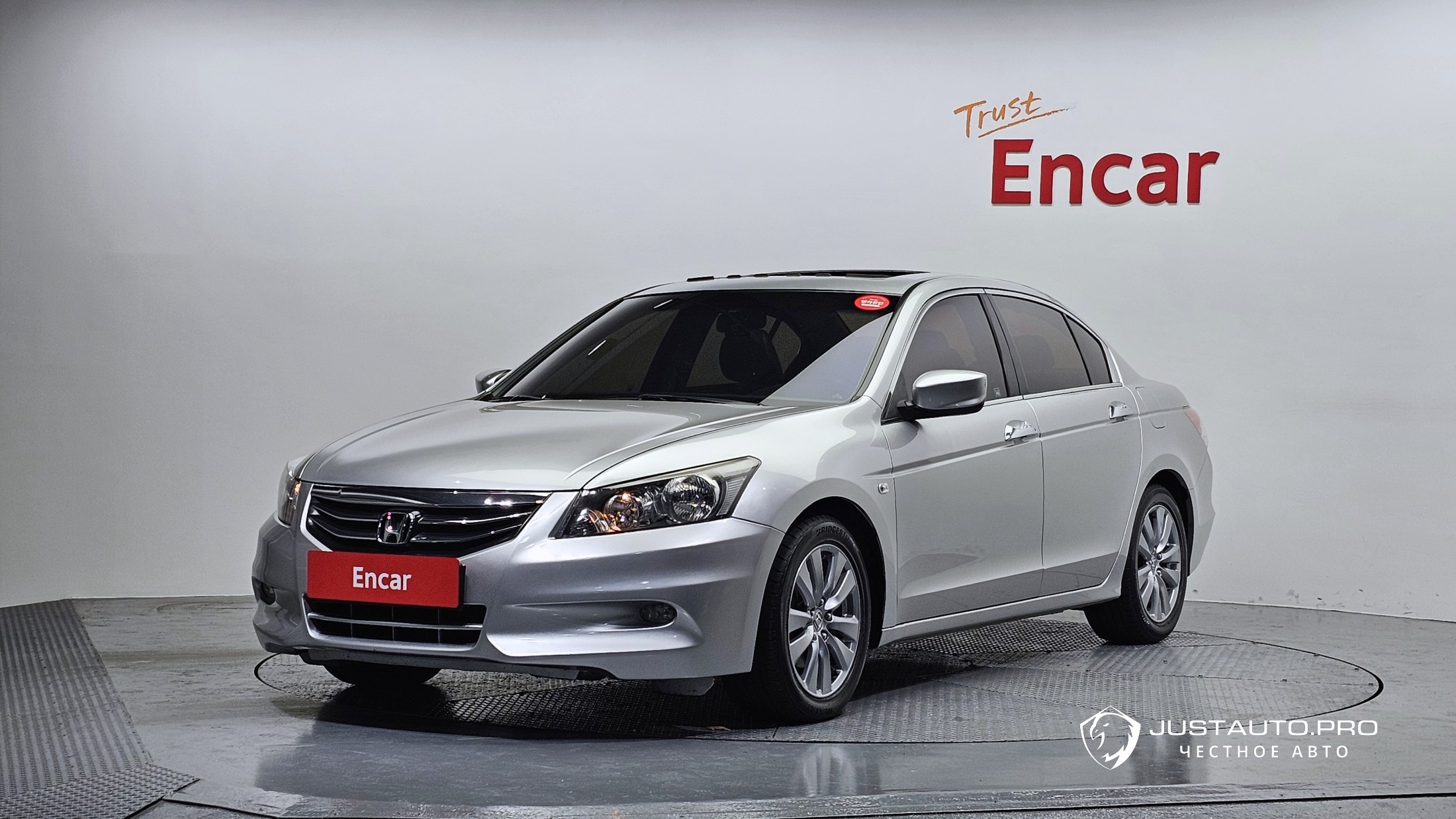 Автомобиль Honda Accord