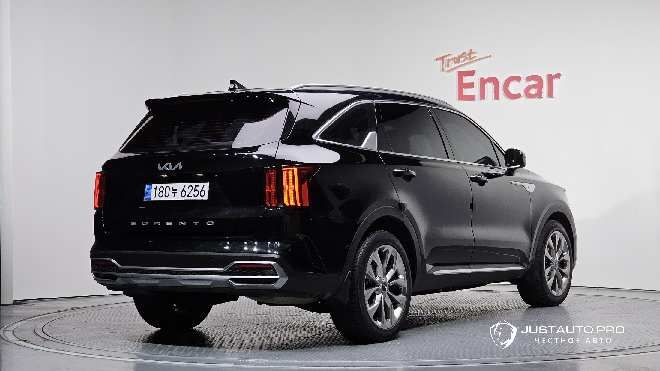 Автомобиль Kia Sorento