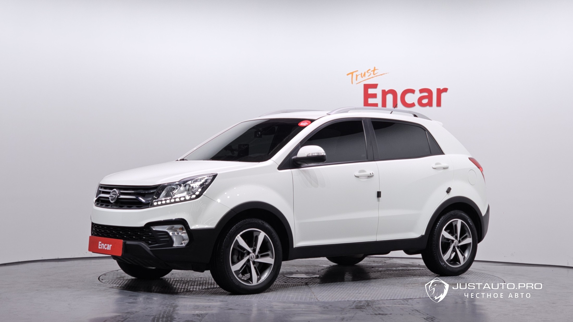 Автомобиль KG_Mobility_Ssangyong KORANDO