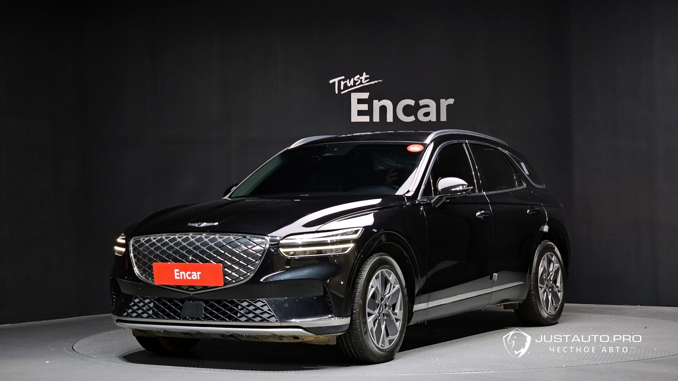 Автомобиль Genesis GV70