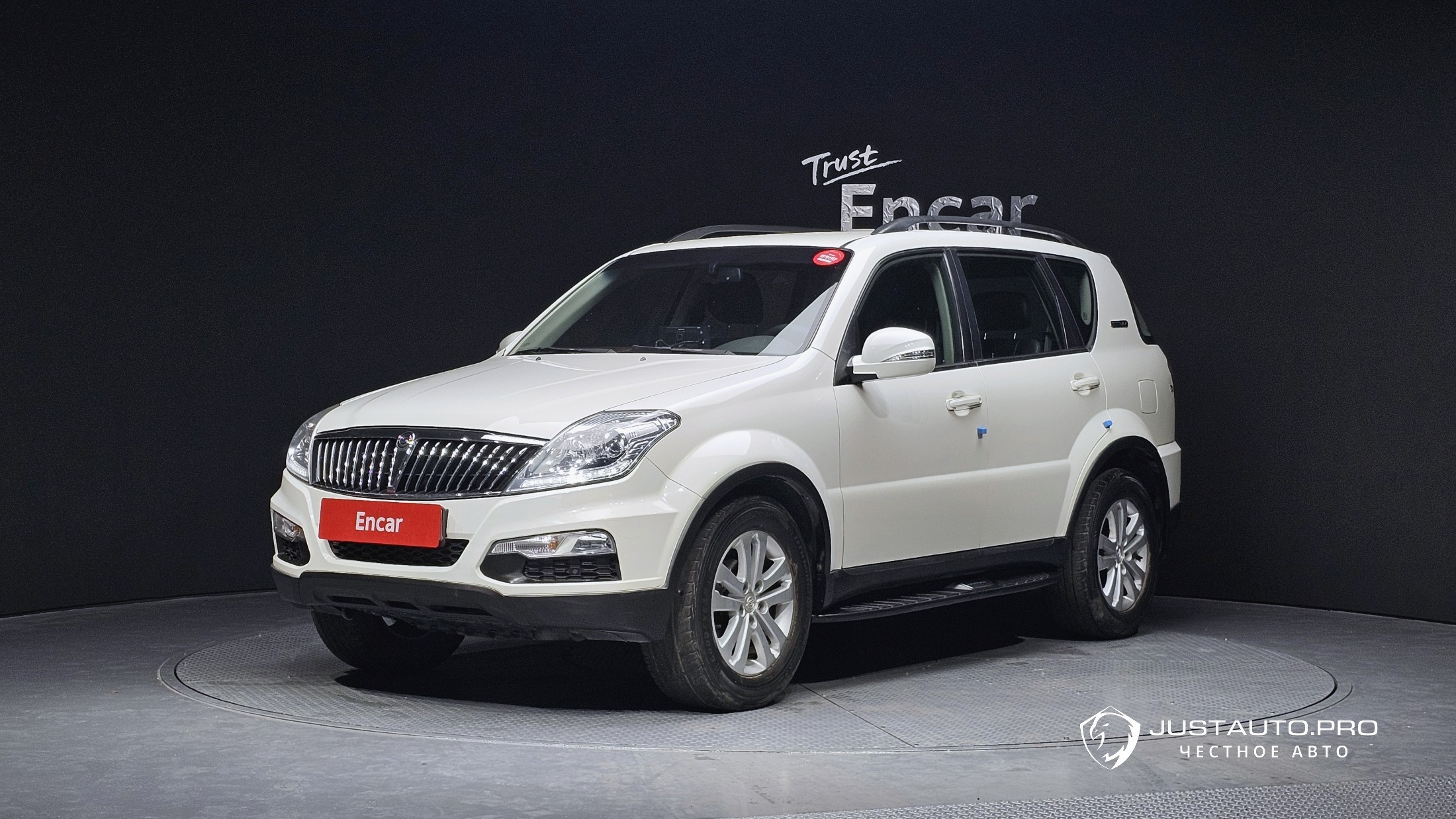 Автомобиль KG_Mobility_Ssangyong Rexton