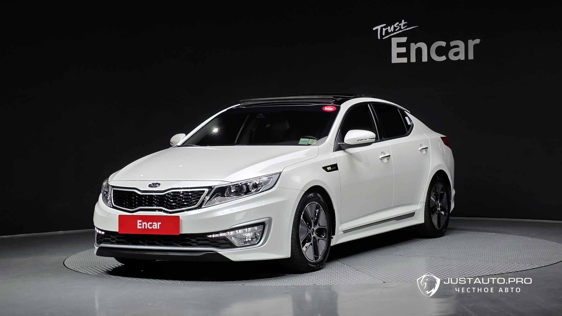 Автомобиль Kia K5