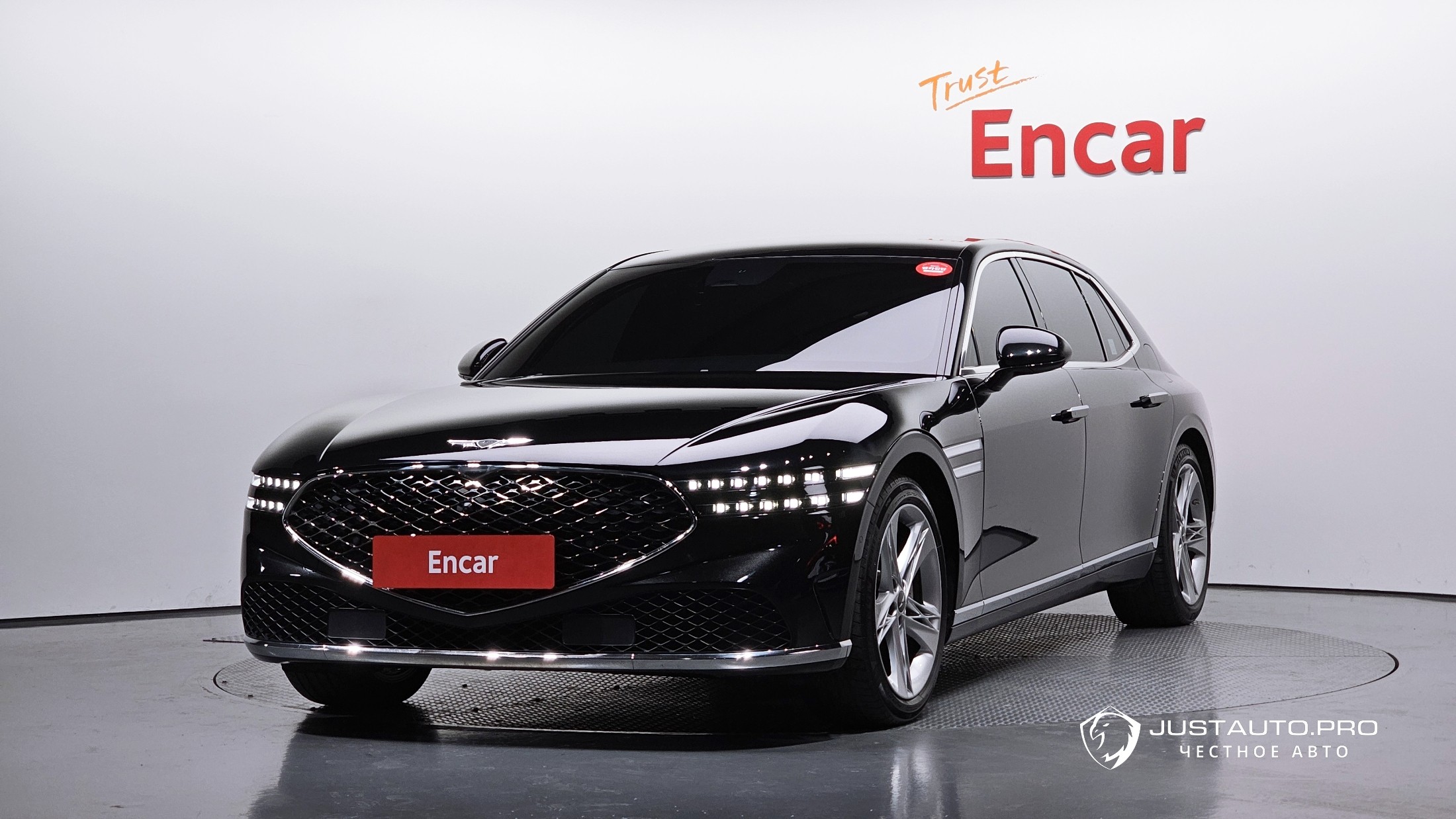 Автомобиль Genesis G90