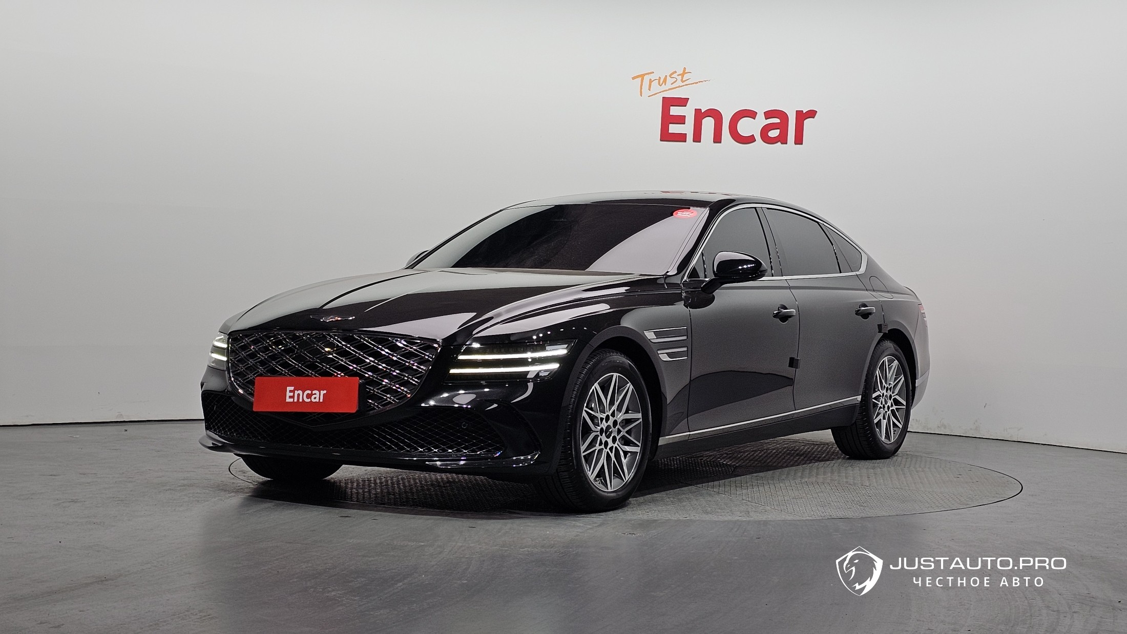 Автомобиль Genesis G80