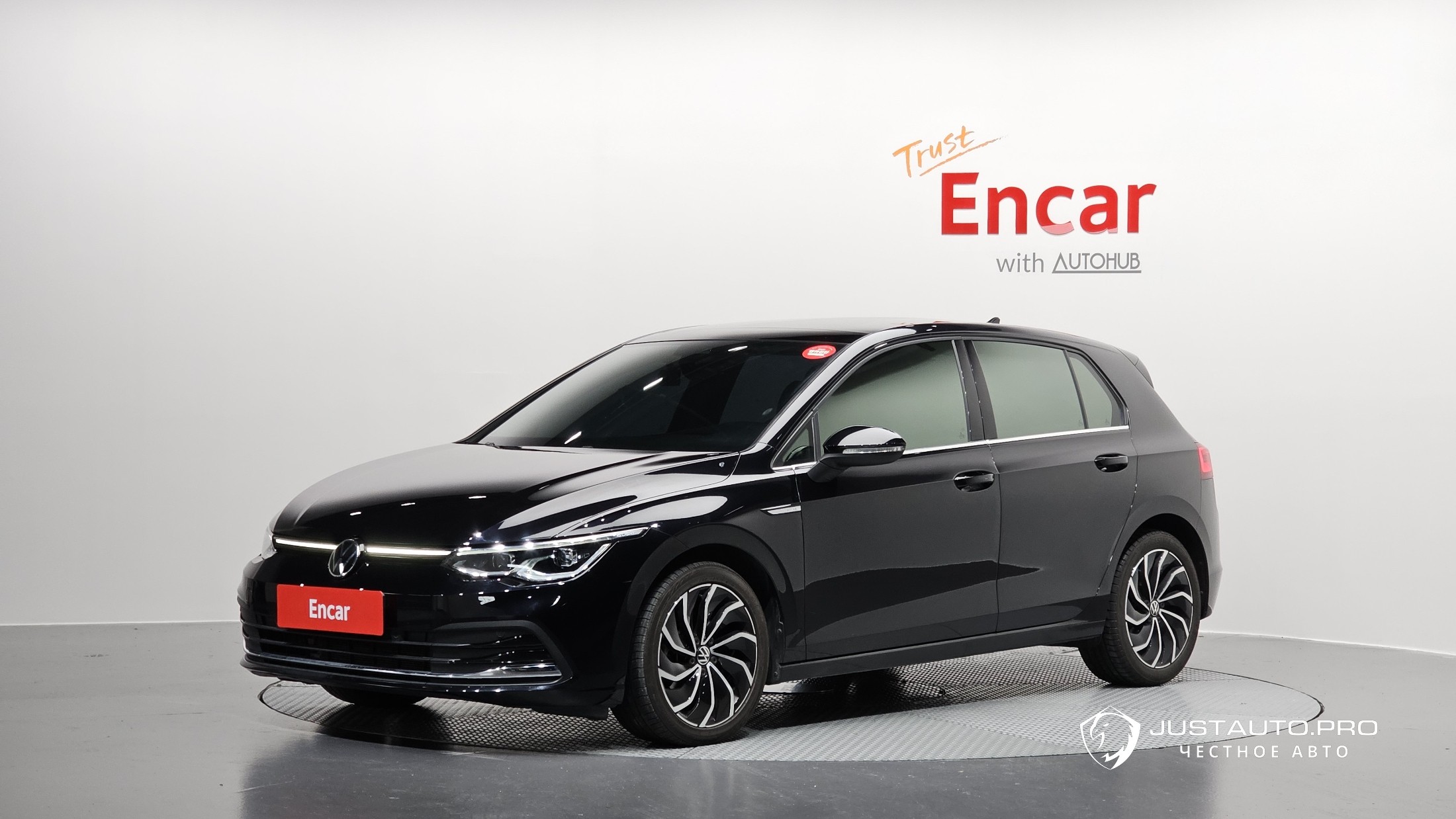 Автомобиль Volkswagen Golf