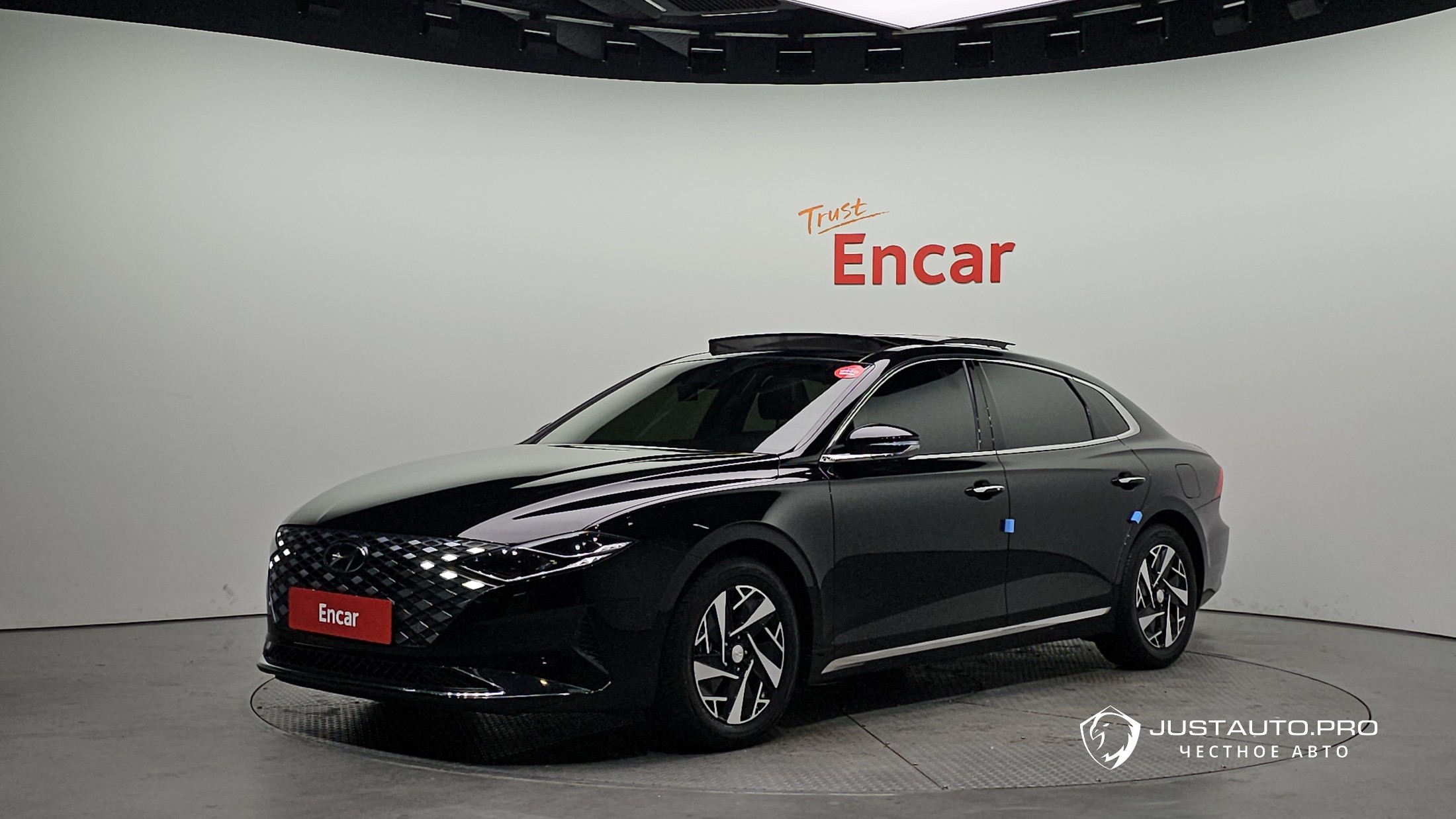 Автомобиль Hyundai Grandeur