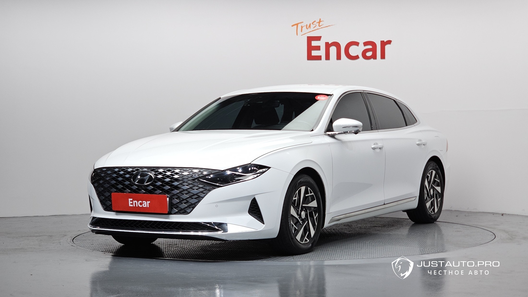 Автомобиль Hyundai Grandeur