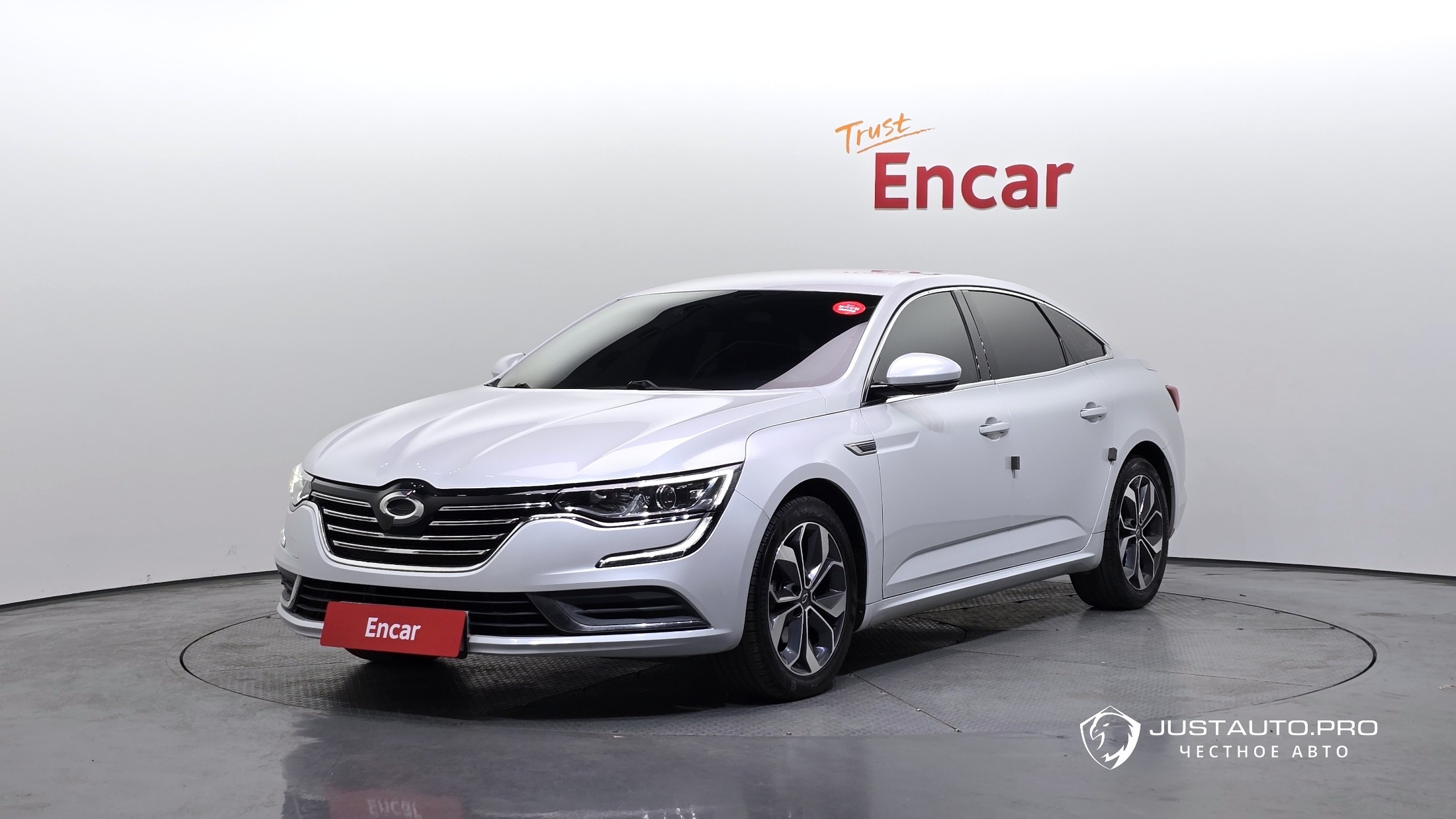 Автомобиль Renault-KoreaSamsung SM6