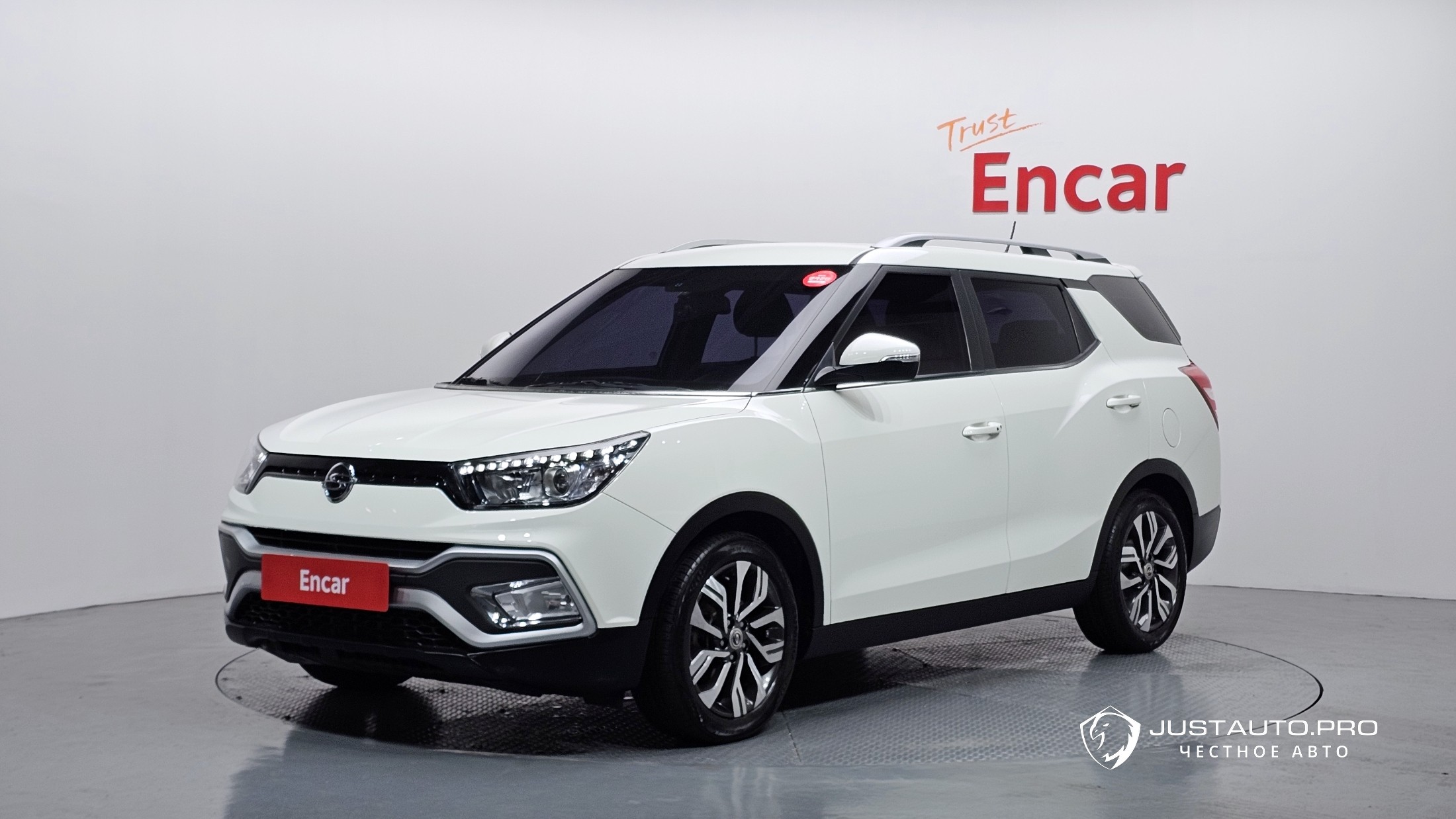 Автомобиль KG_Mobility_Ssangyong TIBOLI