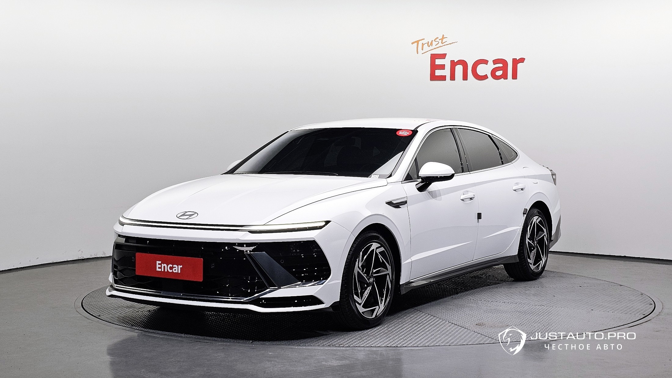 Автомобиль Hyundai Sonata