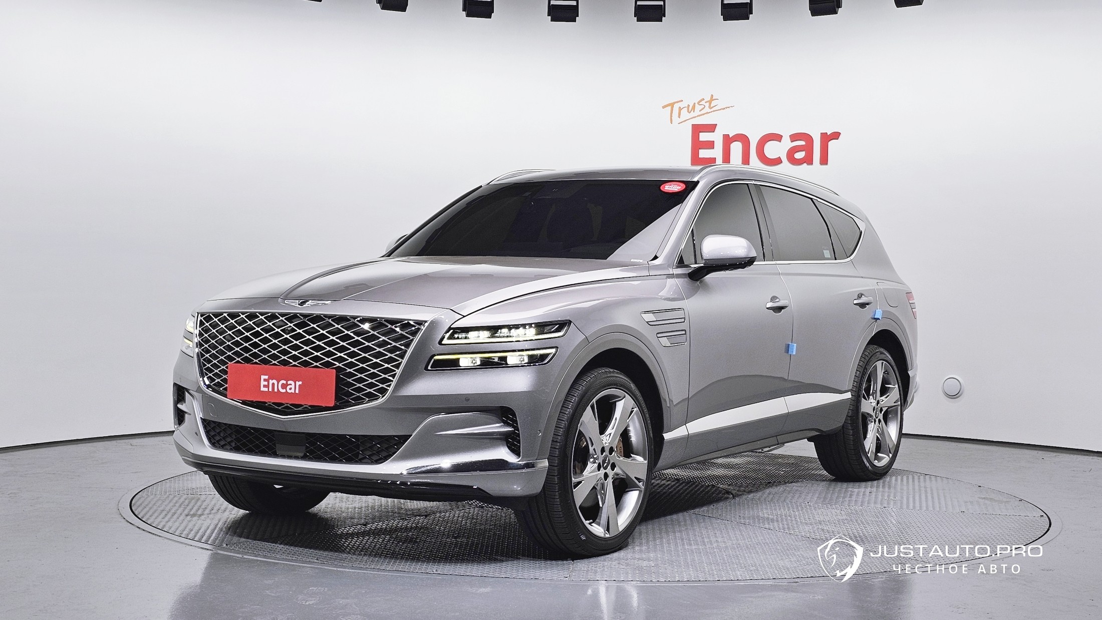 Автомобиль Genesis GV80