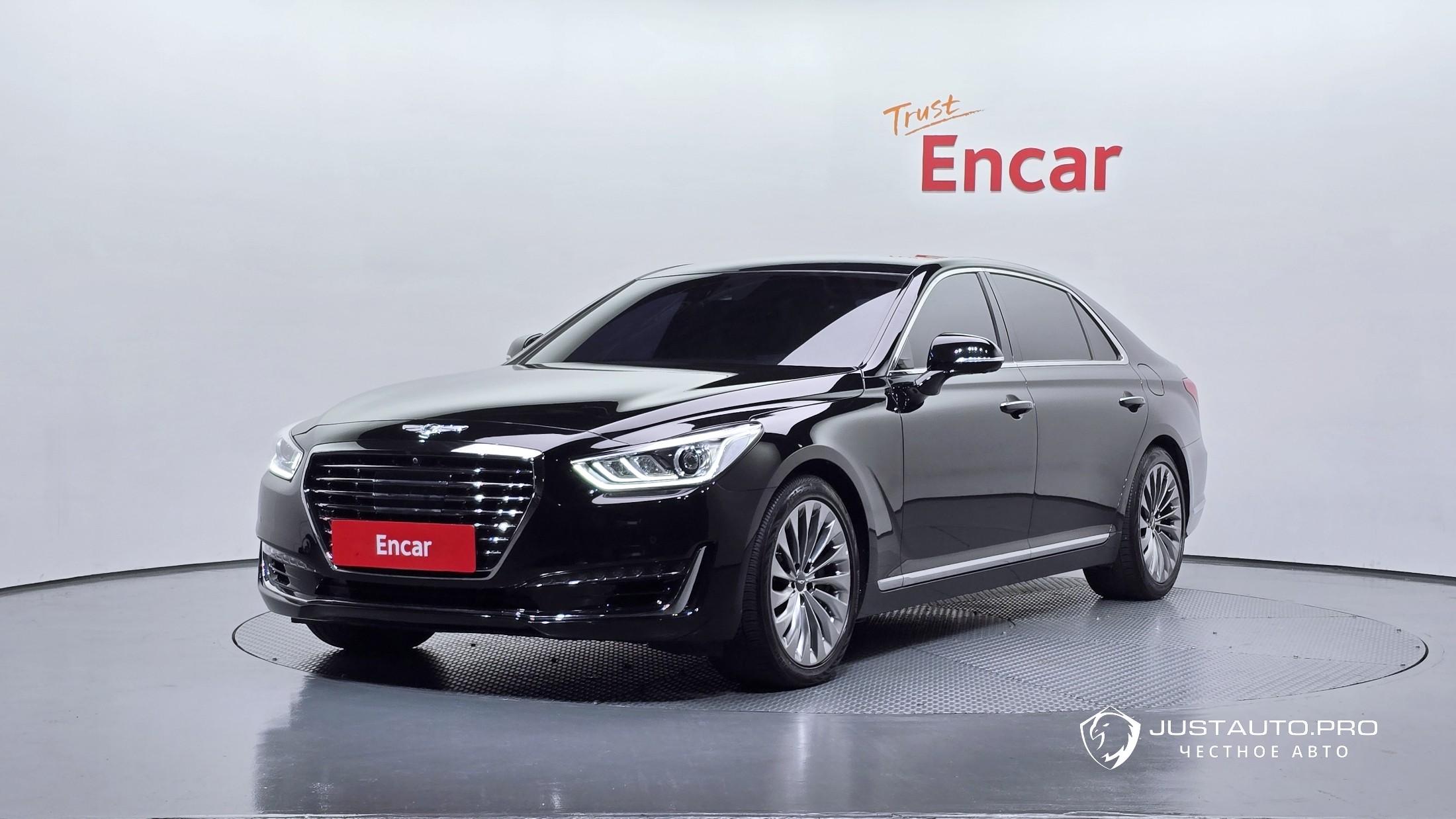 Автомобиль Genesis EQ900