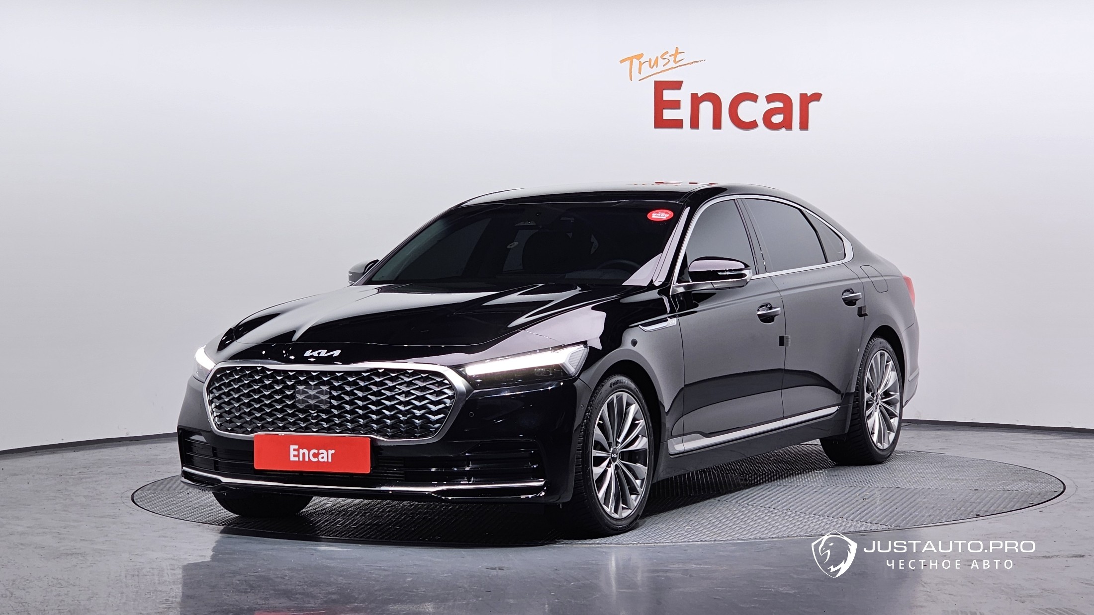 Автомобиль Kia K9