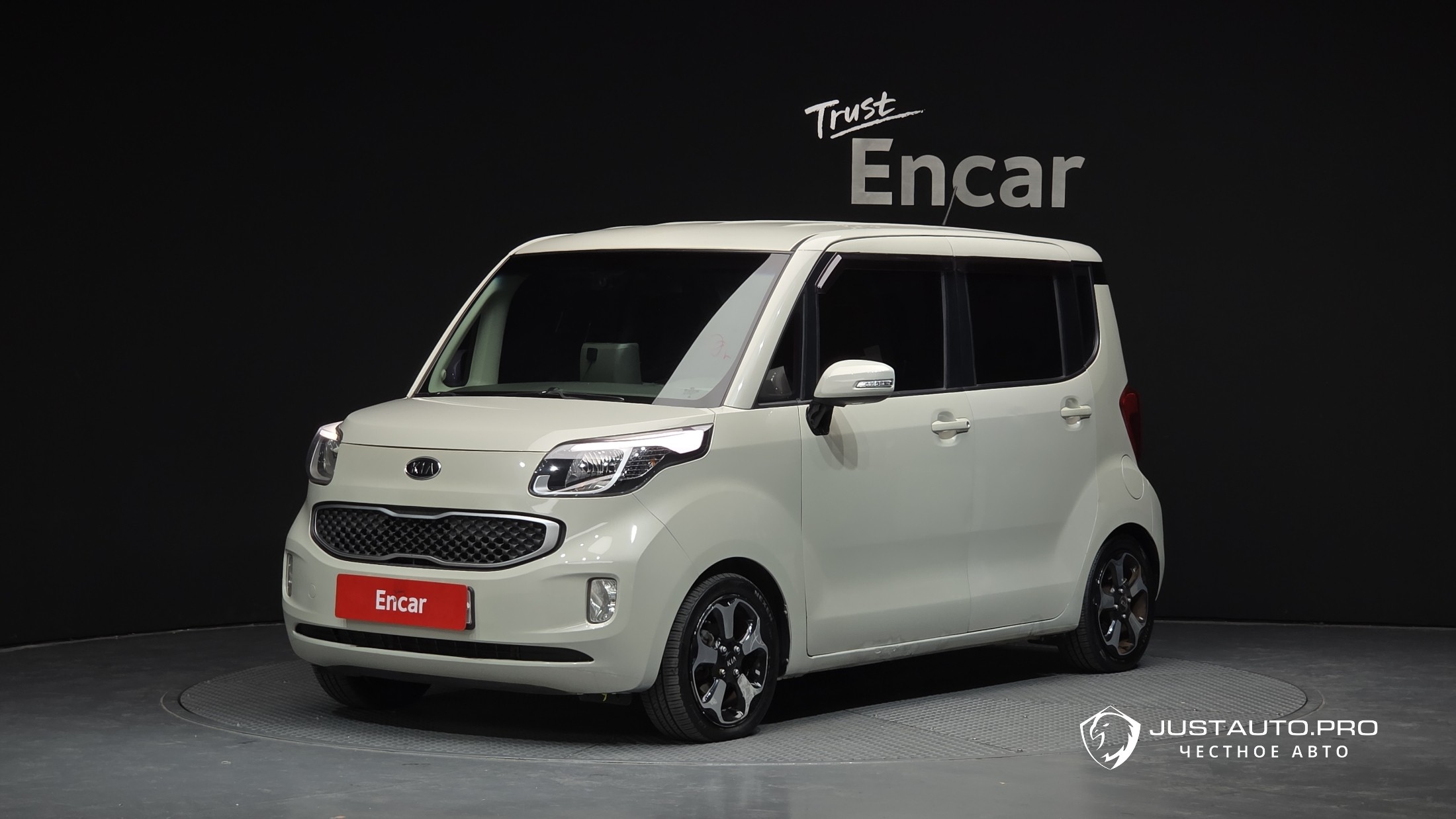Автомобиль Kia RAY